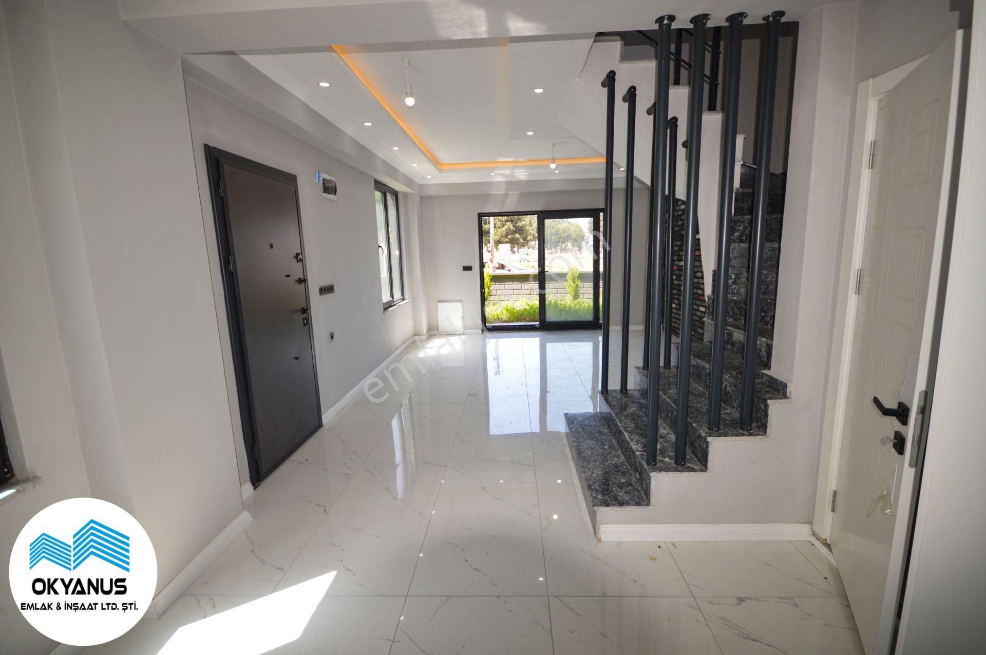 Kocaali Yalı Mah De Ön Cephe Ayrı Mutfak Taş Detaylı 4+1 Villa - Görsel 14