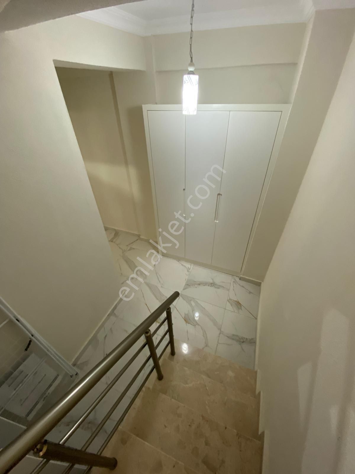 Gökova Mah’de Müstakil Girişli 3+1 Tripleks Ev Kiralık - Görsel 5