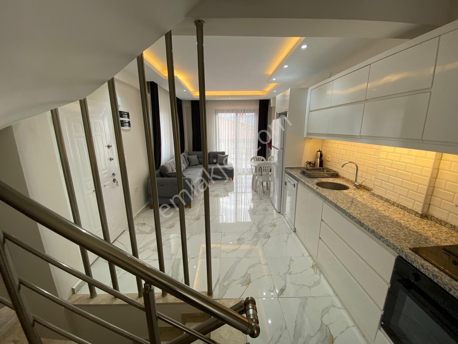 Gökova Mah’de Müstakil Girişli 3+1 Tripleks Ev Kiralık - Görsel 4