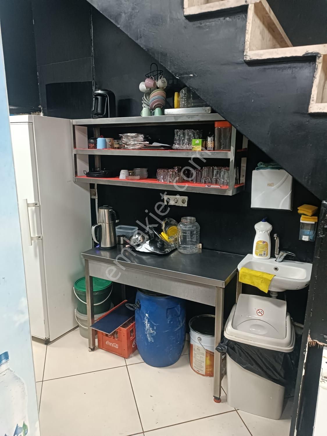 Devren Satılık 2 Katlı Hamburger Restoranı - Görsel 7