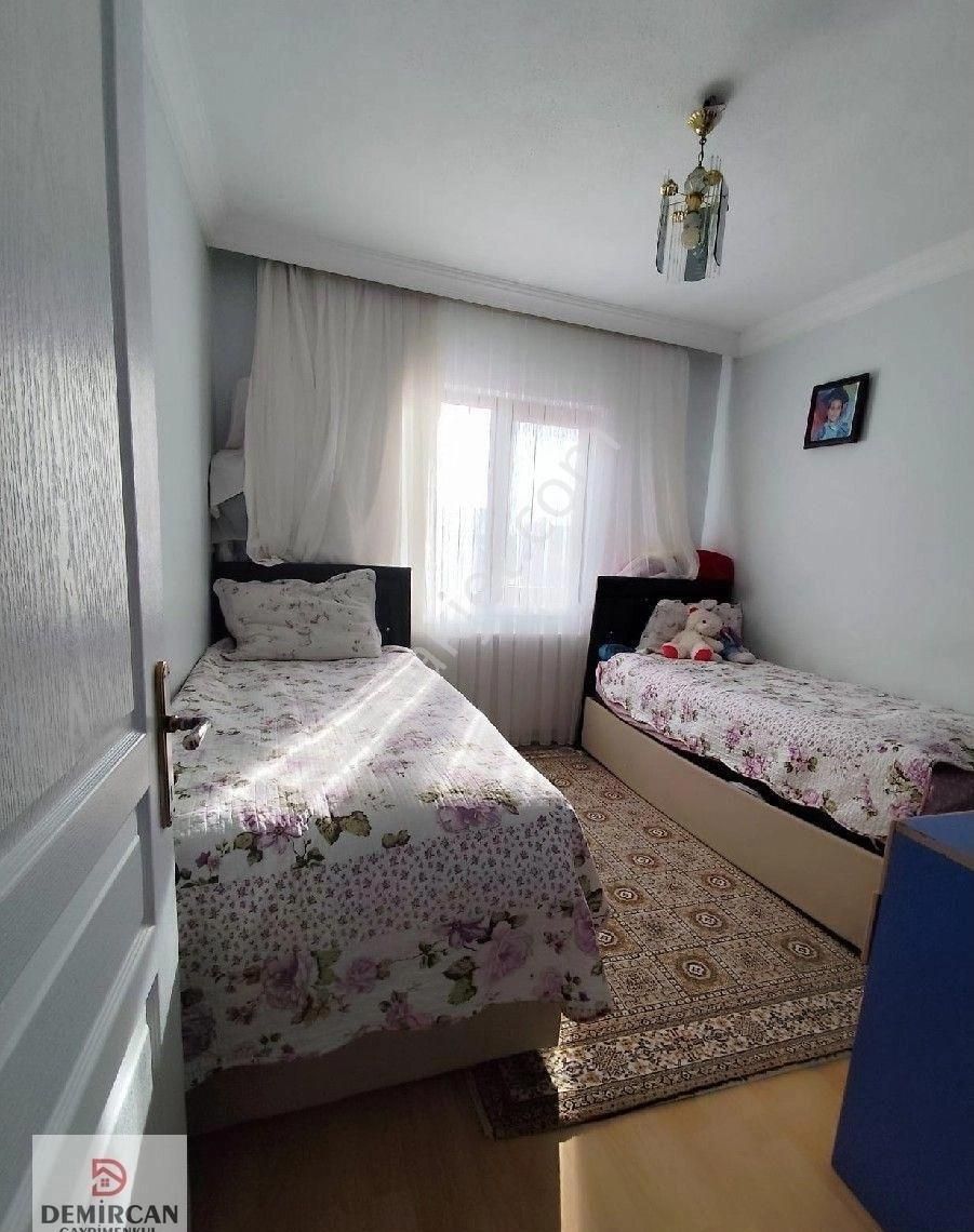 Etimesgut 30 Ağustos Mah. Masrafsız Geniş Köşe Başında 3+1 - Görsel 30