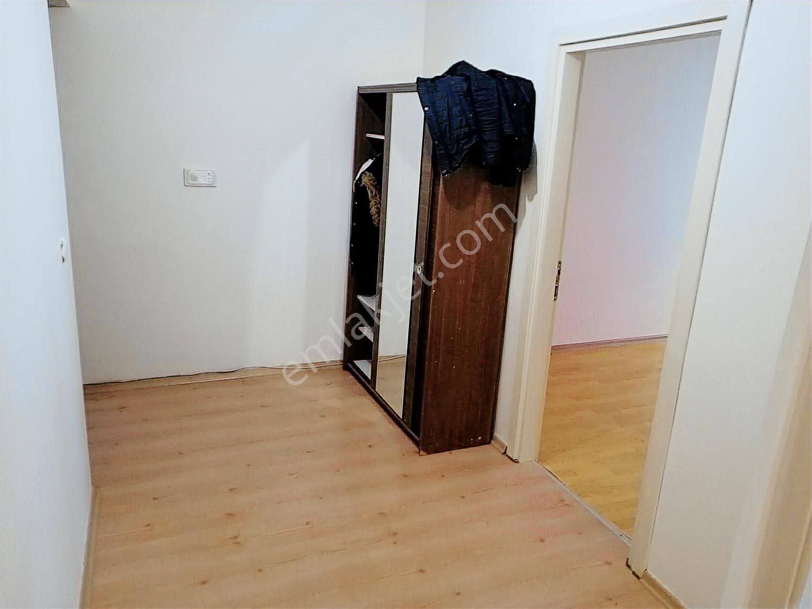 Pendik Çınardere Mahallesi'nde 105m2 Kombili 3+1 Daire - Görsel 13