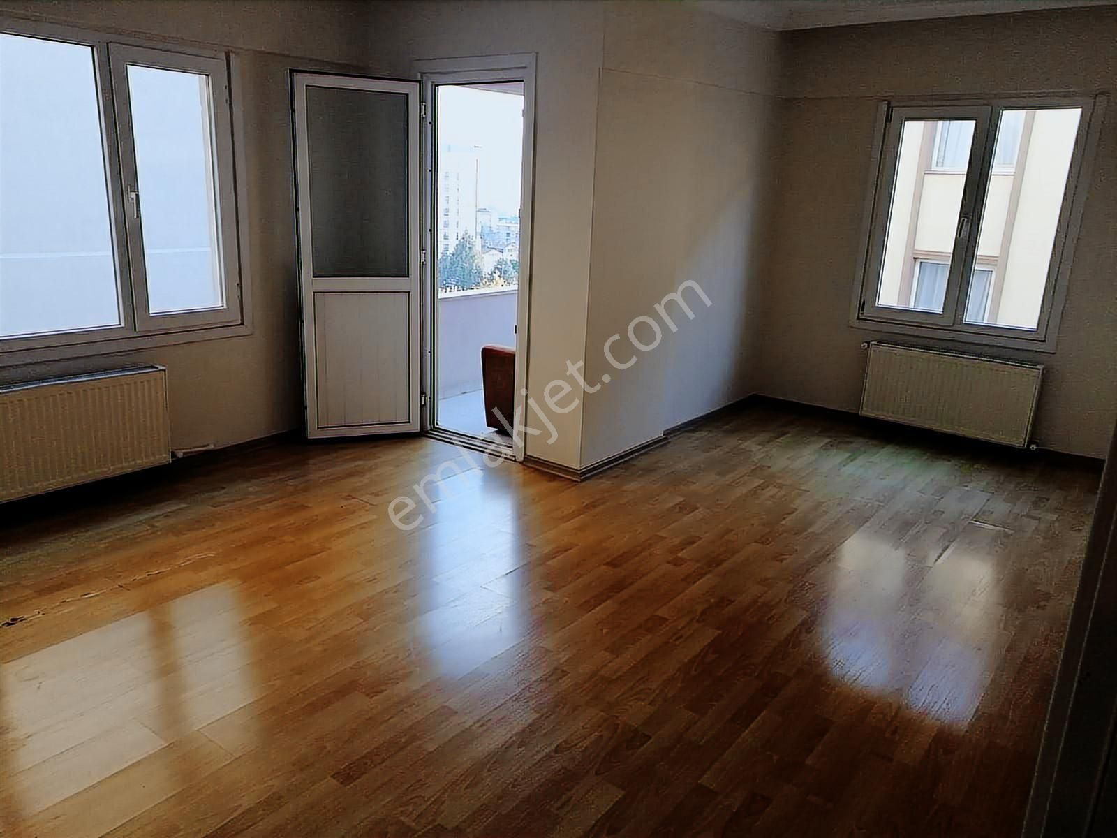 Pendik Çınardere Mahallesi'nde 105m2 Kombili 3+1 Daire - Görsel 15