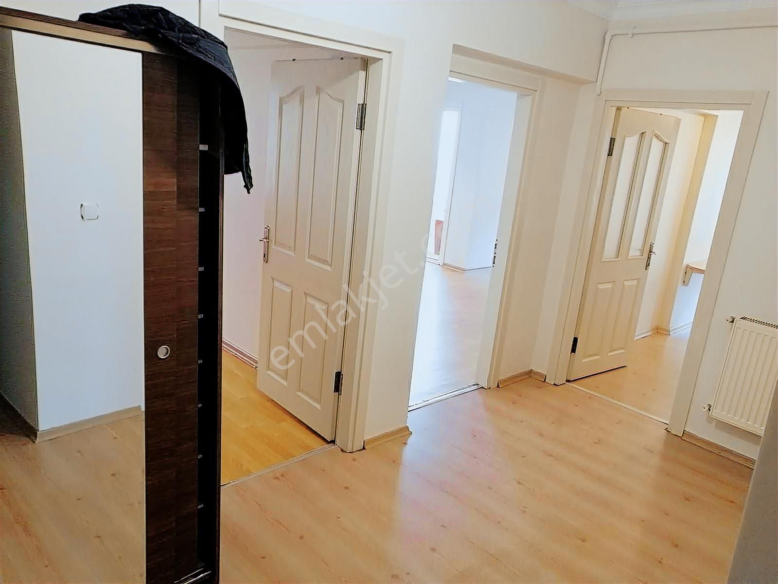 Pendik Çınardere Mahallesi'nde 105m2 Kombili 3+1 Daire - Görsel 10