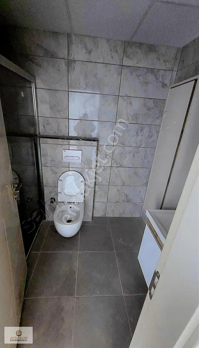 Kuşadası Merkezi Konumda Satılık Havuzlu Site İçerisinde Daire - Görsel 2