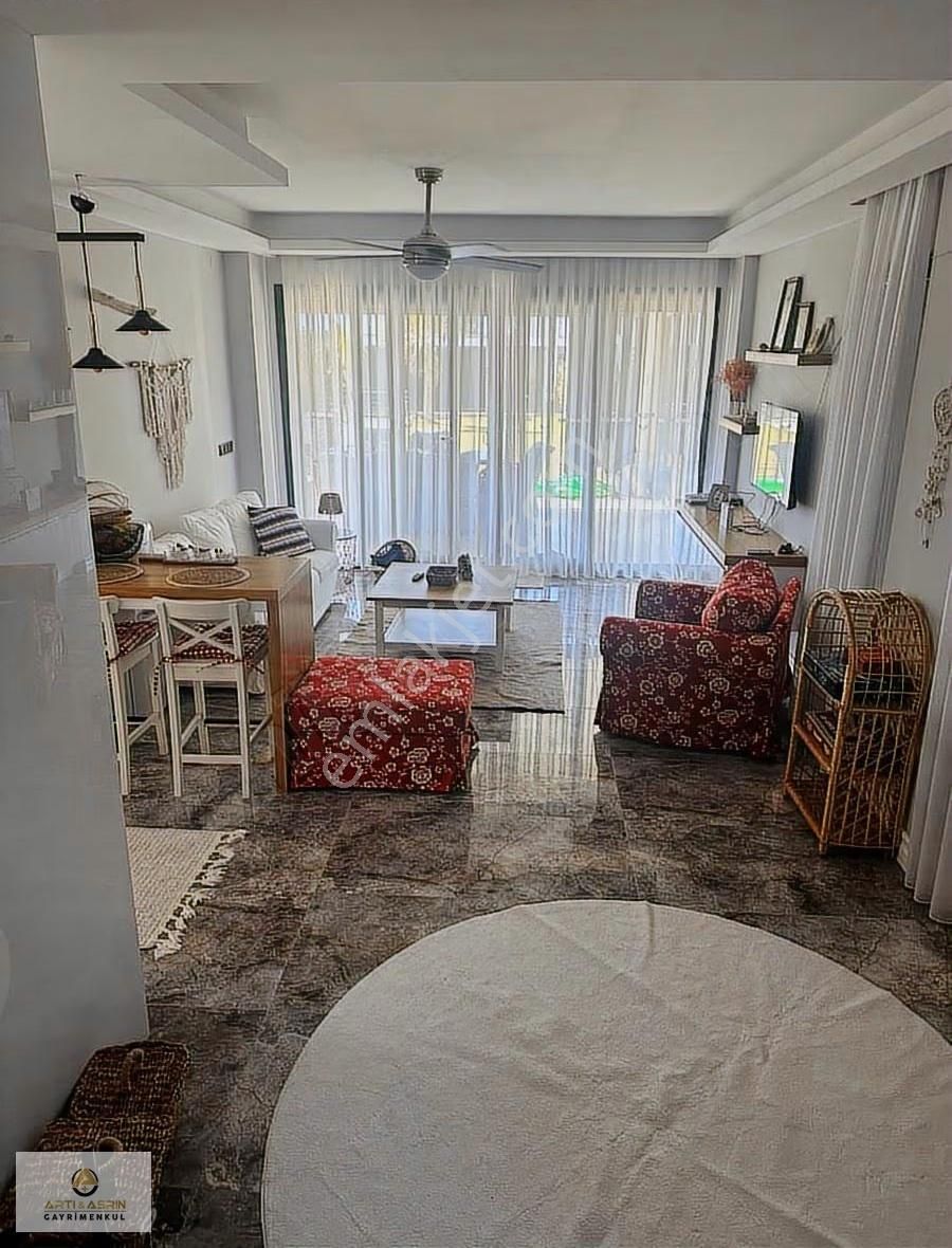 Kuşadası Güzelçamlıda Havuzlu Sitede Eşyalı Villa - Görsel 4