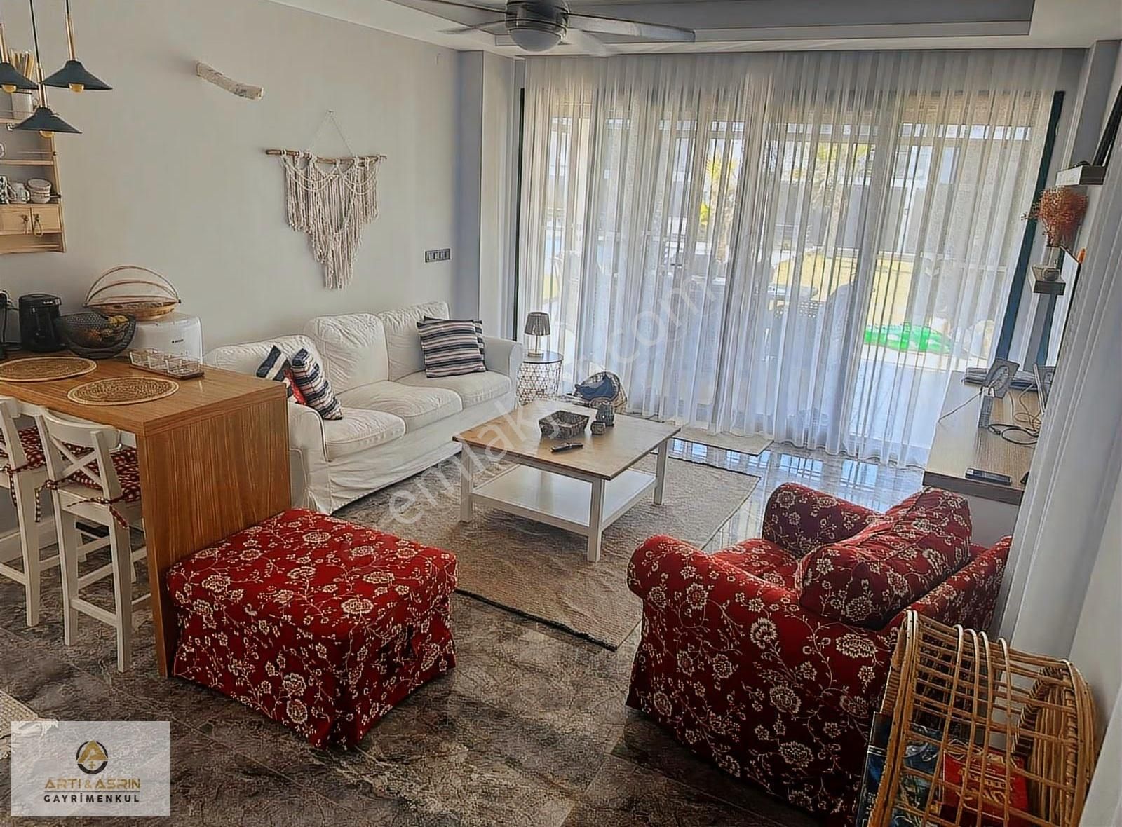 Kuşadası Güzelçamlıda Havuzlu Sitede Eşyalı Villa - Görsel 8