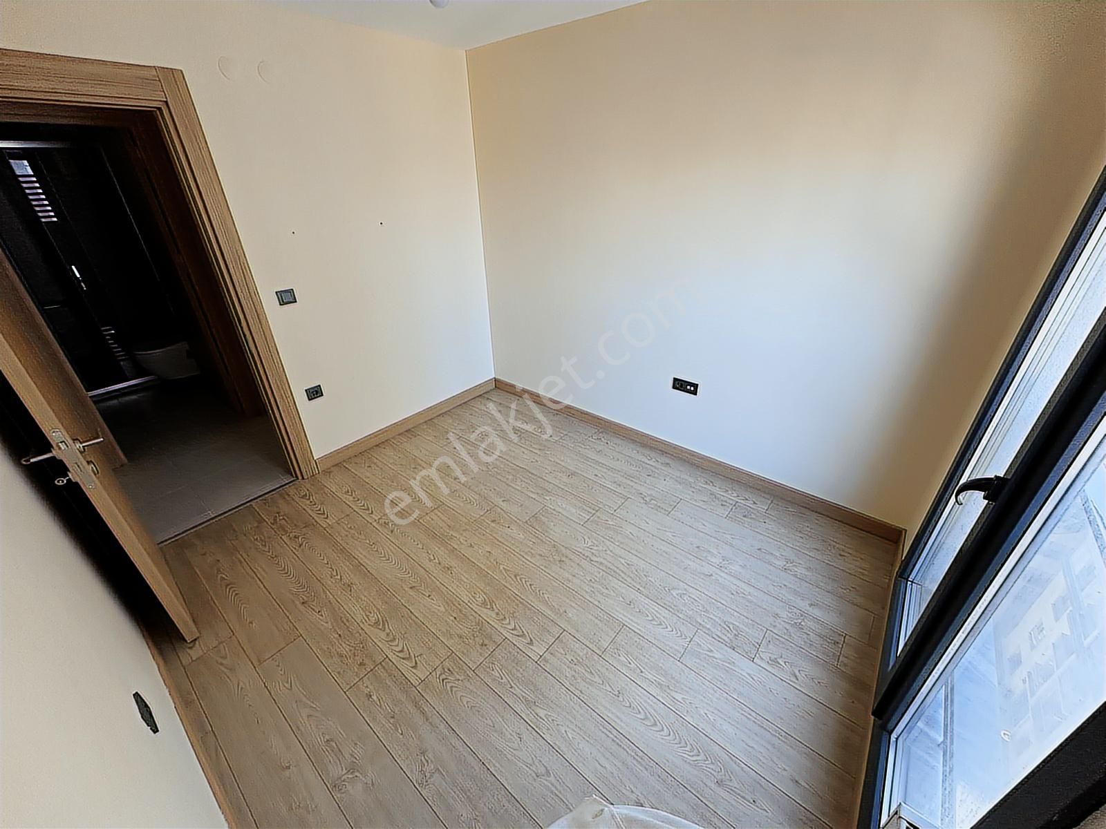 Şeref Emlaktan Şehr-i Bağcılar Sitesinde 3+1 8. Kat Şehir Cephe - Görsel 30