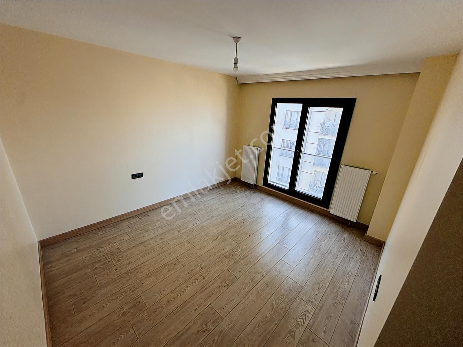 Şeref Emlaktan Şehr-i Bağcılar Sitesinde 3+1 8. Kat Şehir Cephe - Görsel 34