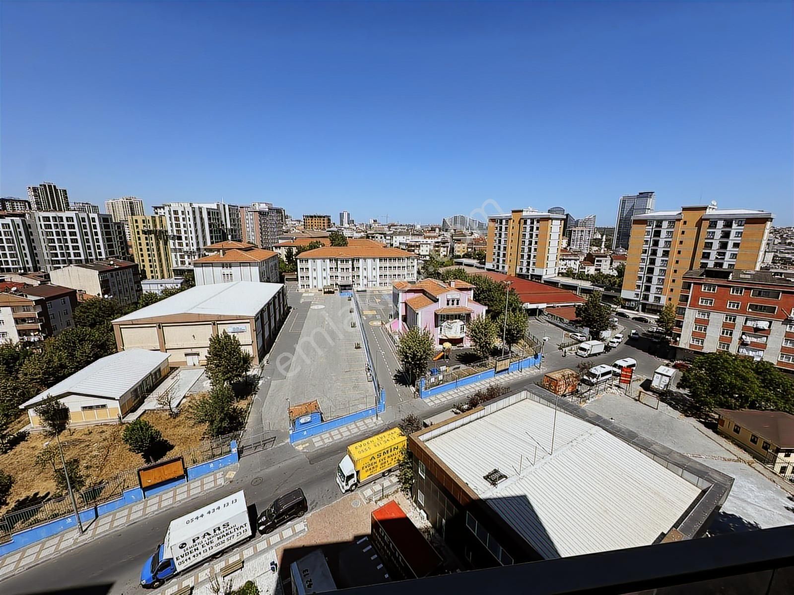 Şeref Emlaktan Şehr-i Bağcılar Sitesinde 3+1 8. Kat Şehir Cephe - Görsel 23