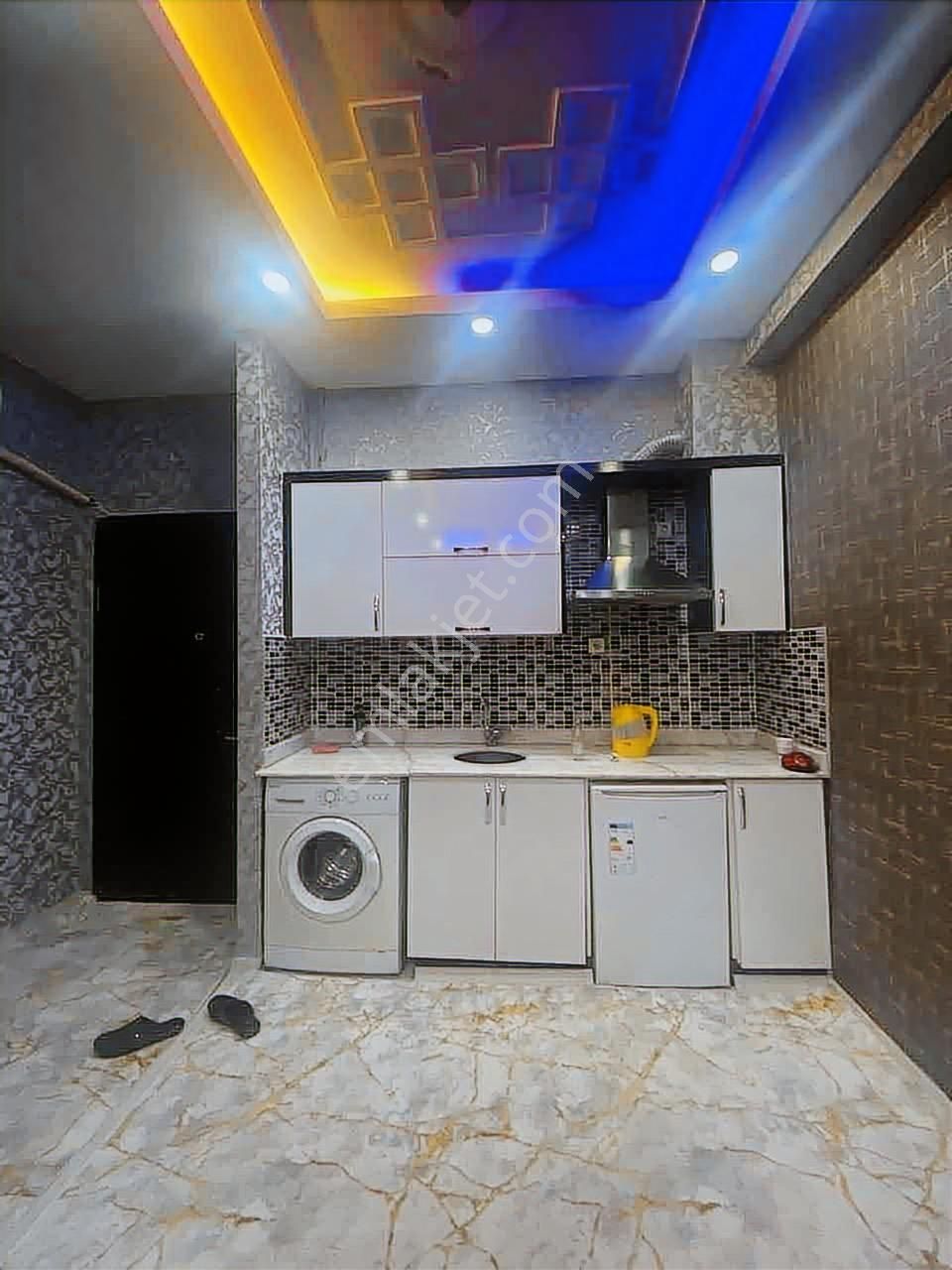 Şahintepe Mahallesinde Satılık İçi Yapılı Full Eşyalı 1+1 Daire - Görsel 4
