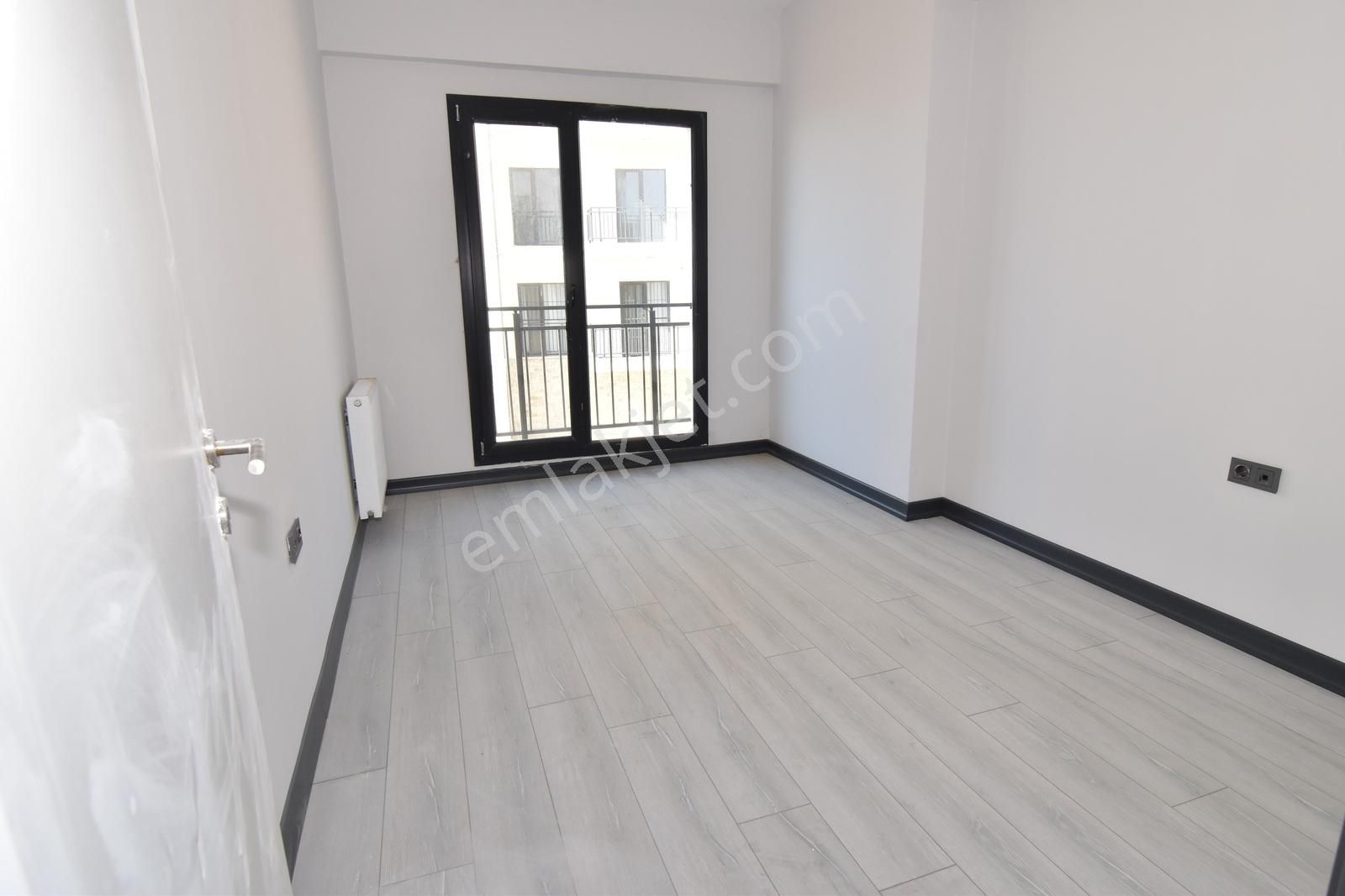 Smart Twins'den Bayraklı Toki 2.etapta 3+1 Kiralık Daire - Görsel 24