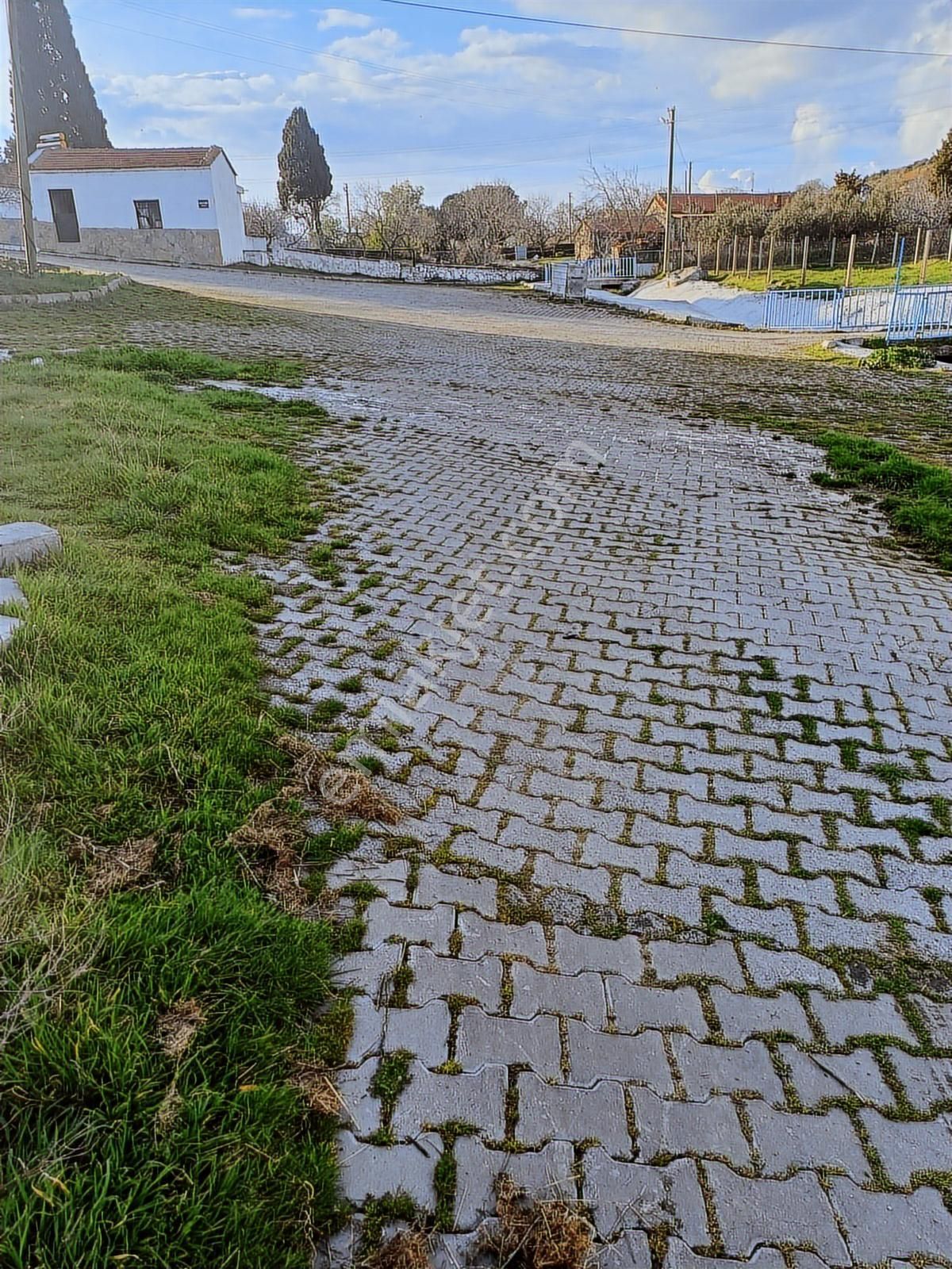 Ev Ve Araç Takası Olur Bahçedere'de 370 M² Arsa - Görsel 9