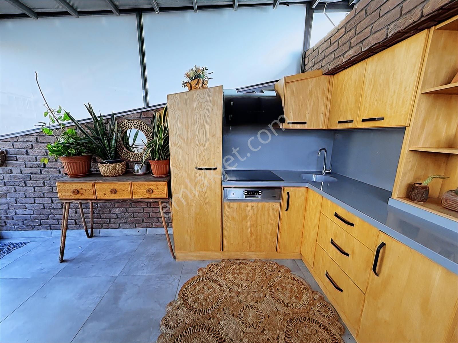 Karşıyaka Yalı Mahallesinde Satılık 5+1 Ultra Lüks Dubleks Daire - Görsel 31