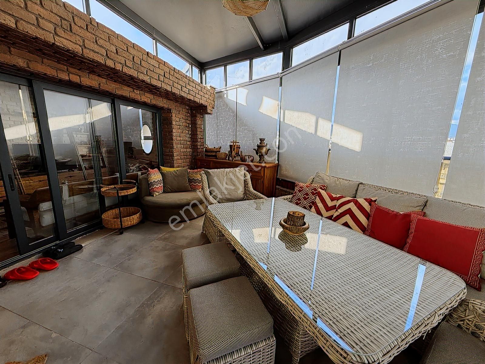 Karşıyaka Yalı Mahallesinde Satılık 5+1 Ultra Lüks Dubleks Daire - Görsel 10