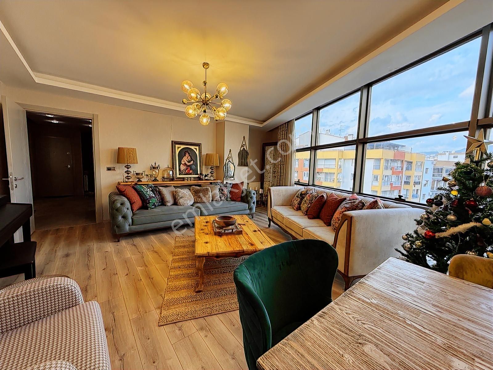 Karşıyaka Yalı Mahallesinde Satılık 5+1 Ultra Lüks Dubleks Daire - Görsel 4