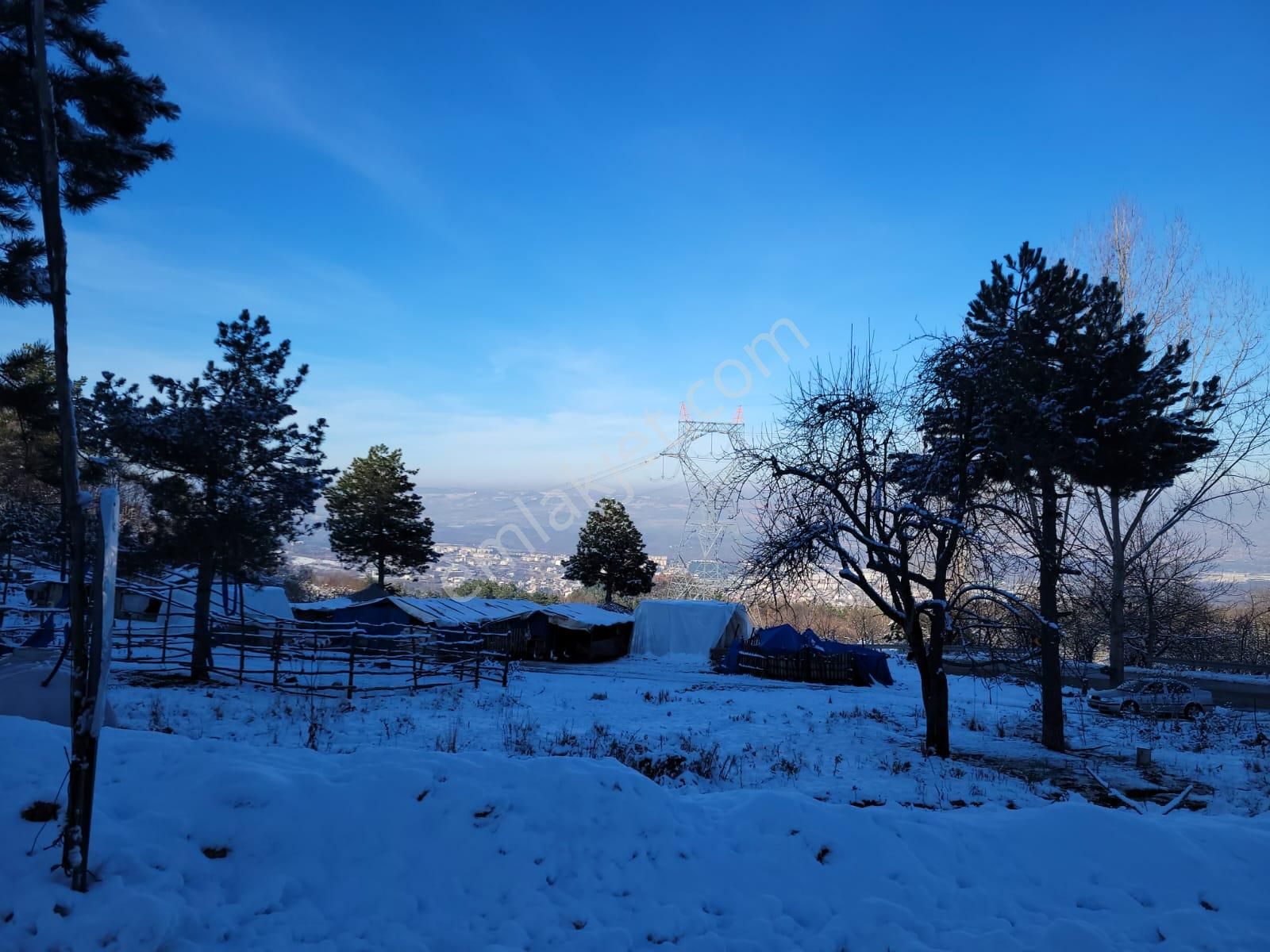 Bursa İnegöl'de Ana Yola Cepheli Geniş Arazi