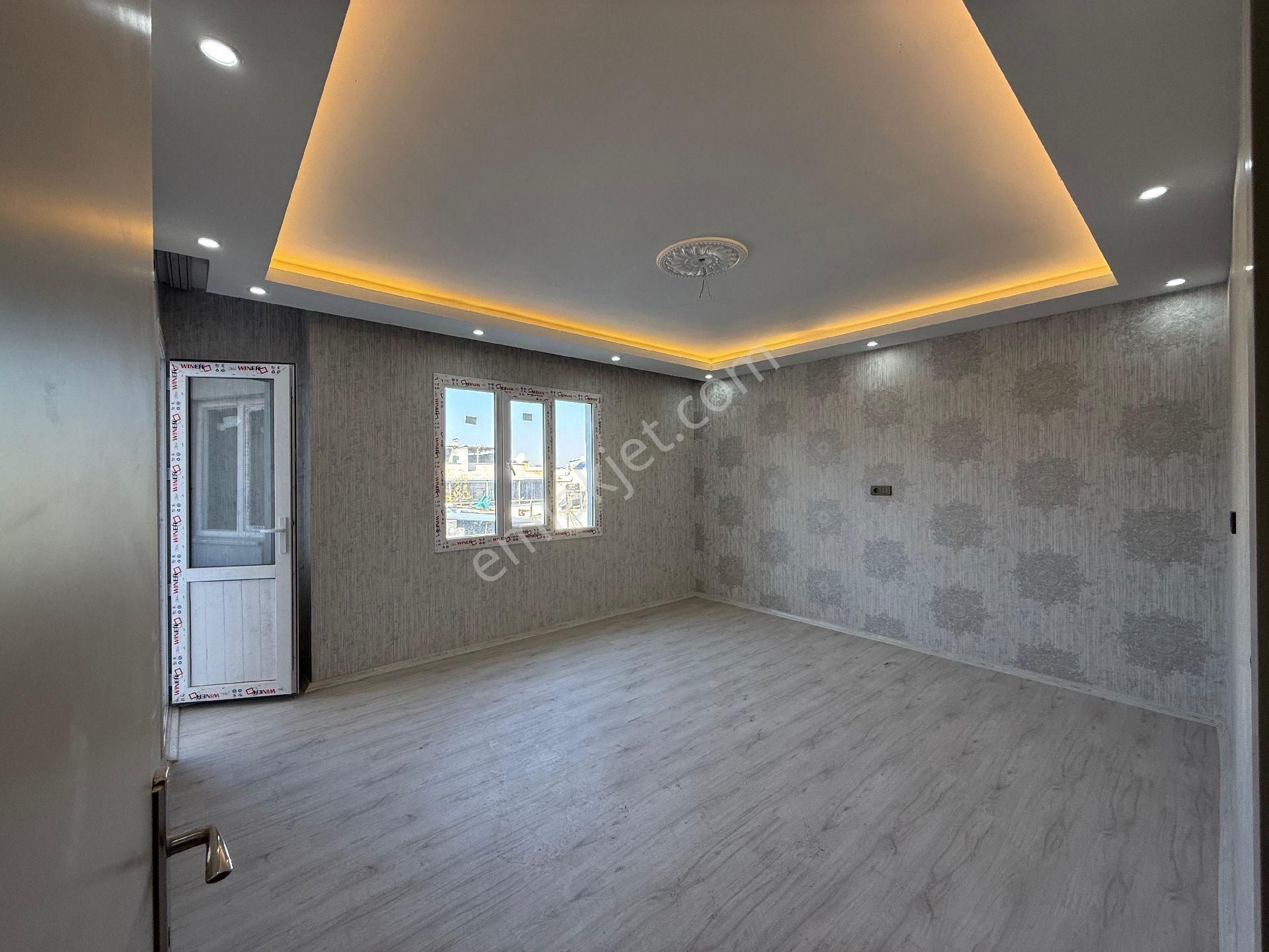 Bilge Emlaktan 75.yılda Satlık 2+1 Daire - Görsel 2