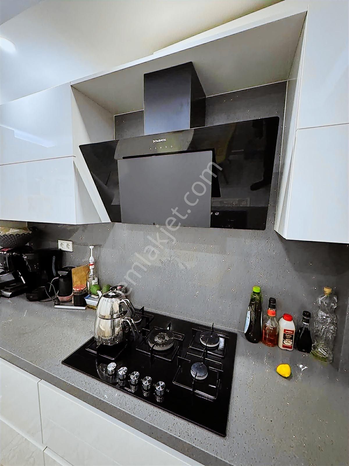 Ümraniye Çamlık Mh Full Yenilenmiş Masrafsız Ara Kat 2+1 - Görsel 24