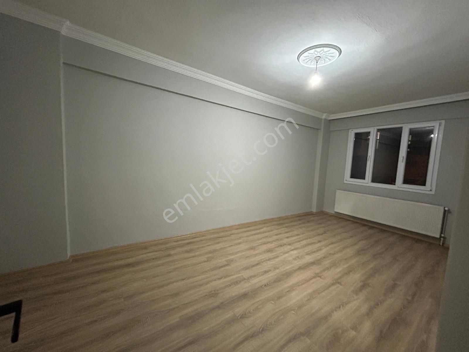 Menemen Uğur Mumcu Mahallesi Kiralık Bahçeli 3+1 Daire - Görsel 13