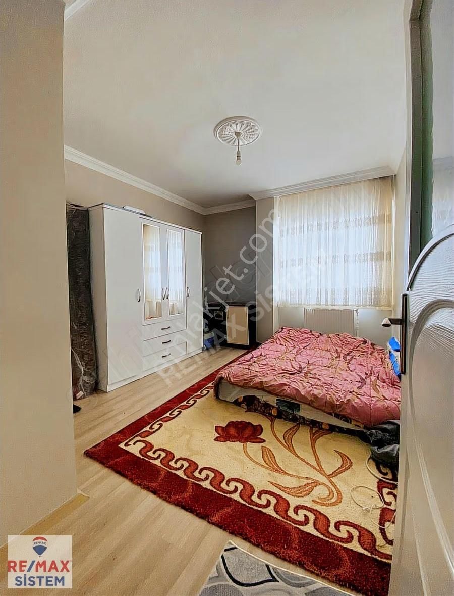 Sümer Mahallesinde Asansörlü Ana Yola Cephe 3+1 Geniş Daire - Görsel 8