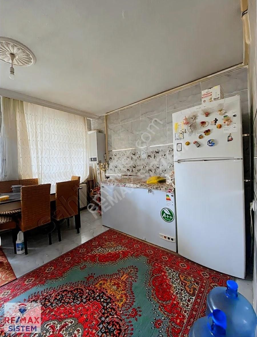 Sümer Mahallesinde Asansörlü Ana Yola Cephe 3+1 Geniş Daire - Görsel 2