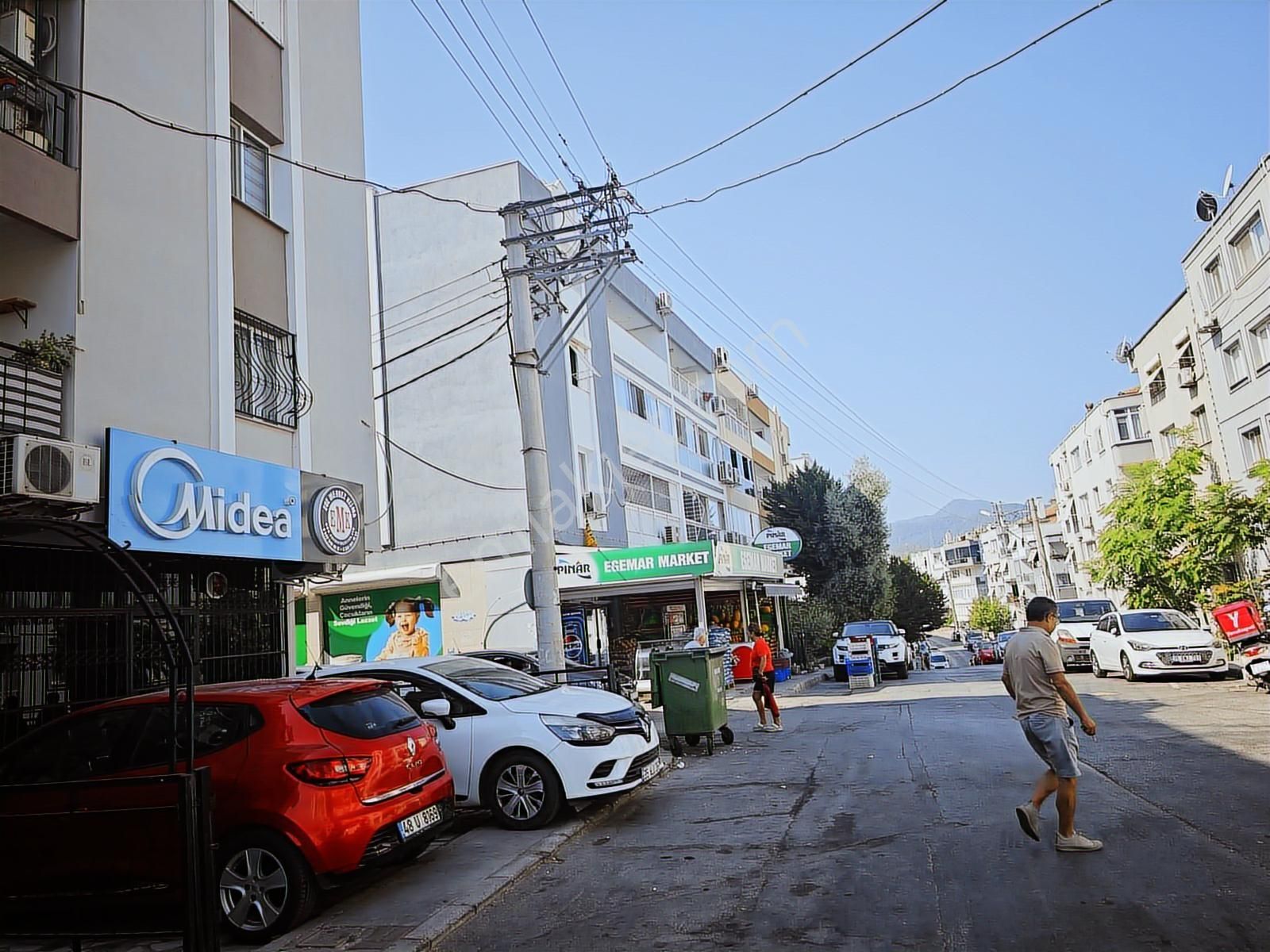 Göztepe Metro Yakını Otoparklı Doğalgazlı Köşe 2.arakat 3+1 - Görsel 4