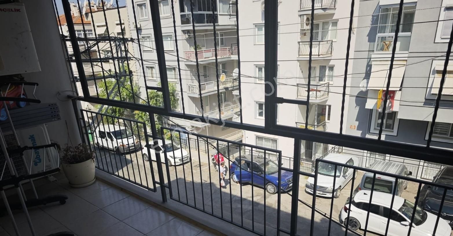 Göztepe Metro Yakını Otoparklı Doğalgazlı Köşe 2.arakat 3+1 - Görsel 10