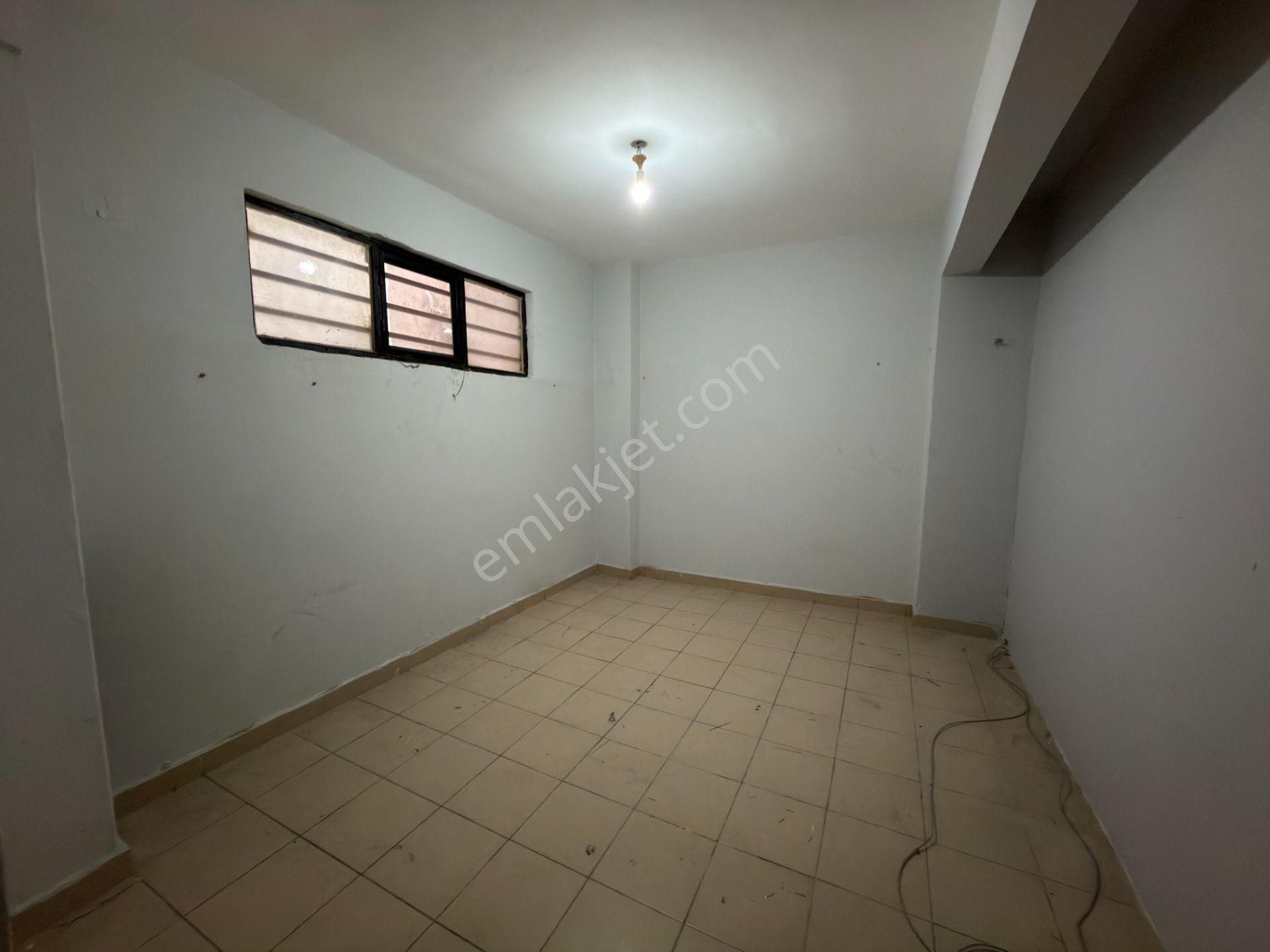 Güneşli Mahallesinde Düz Giriş Kiralık Dükkan - Görsel 4