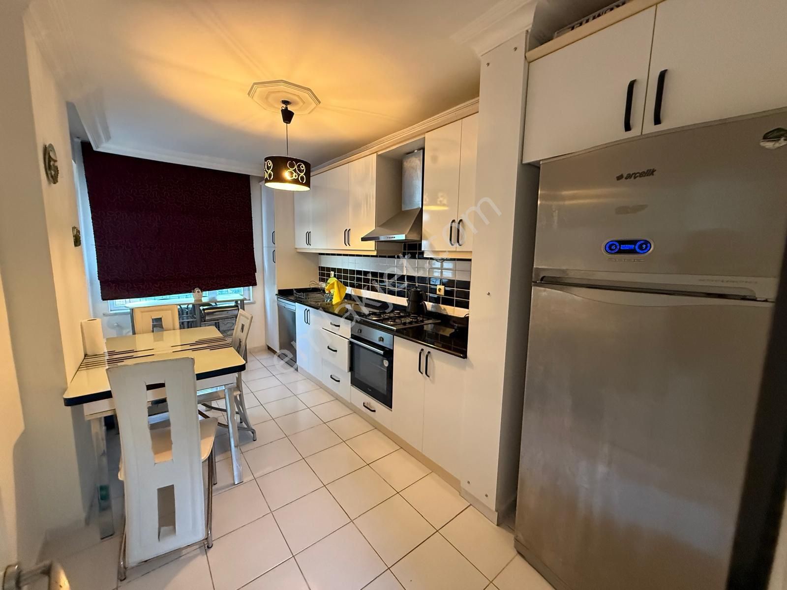 Antalya Konyaaltı Limanda Site İçi 150m2 3+1 Full Eşyalı Kiralık Daire - Görsel 4