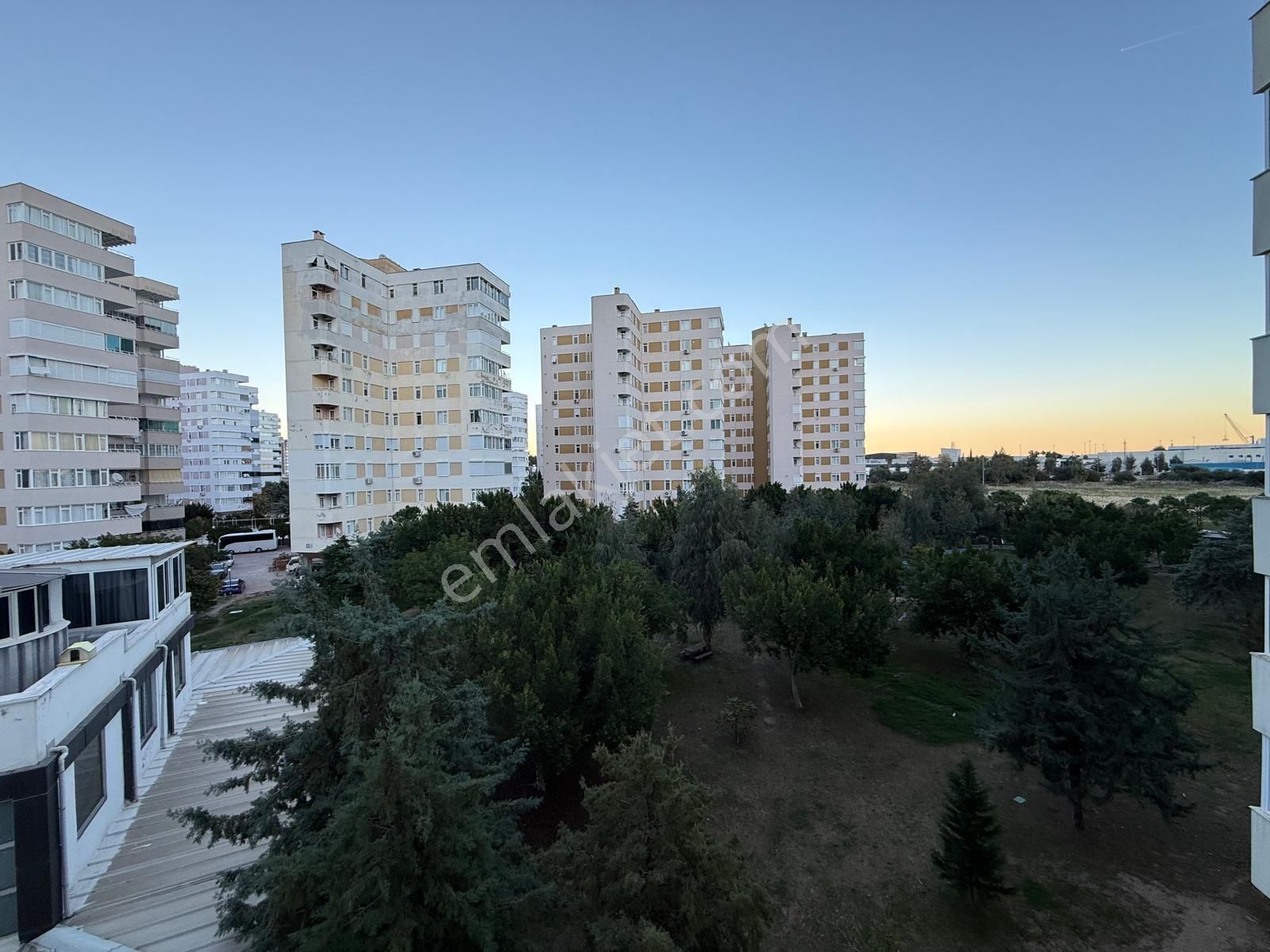 Antalya Konyaaltı Limanda Site İçi 150m2 3+1 Full Eşyalı Kiralık Daire - Görsel 8