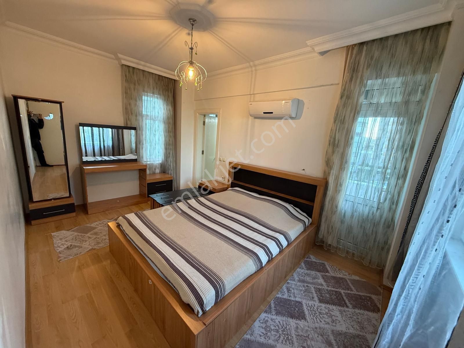 Antalya Konyaaltı Limanda Site İçi 150m2 3+1 Full Eşyalı Kiralık Daire - Görsel 13