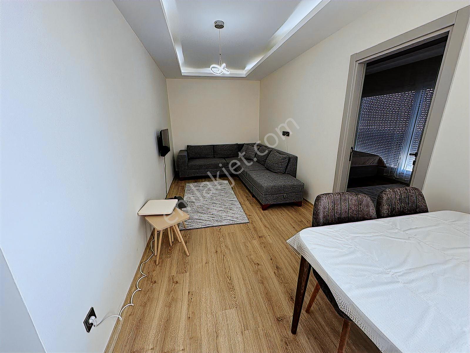 Şekerağa Konaklarında Full Eşyalı 1+1 Deniz Manzaralı Daire - Görsel 16