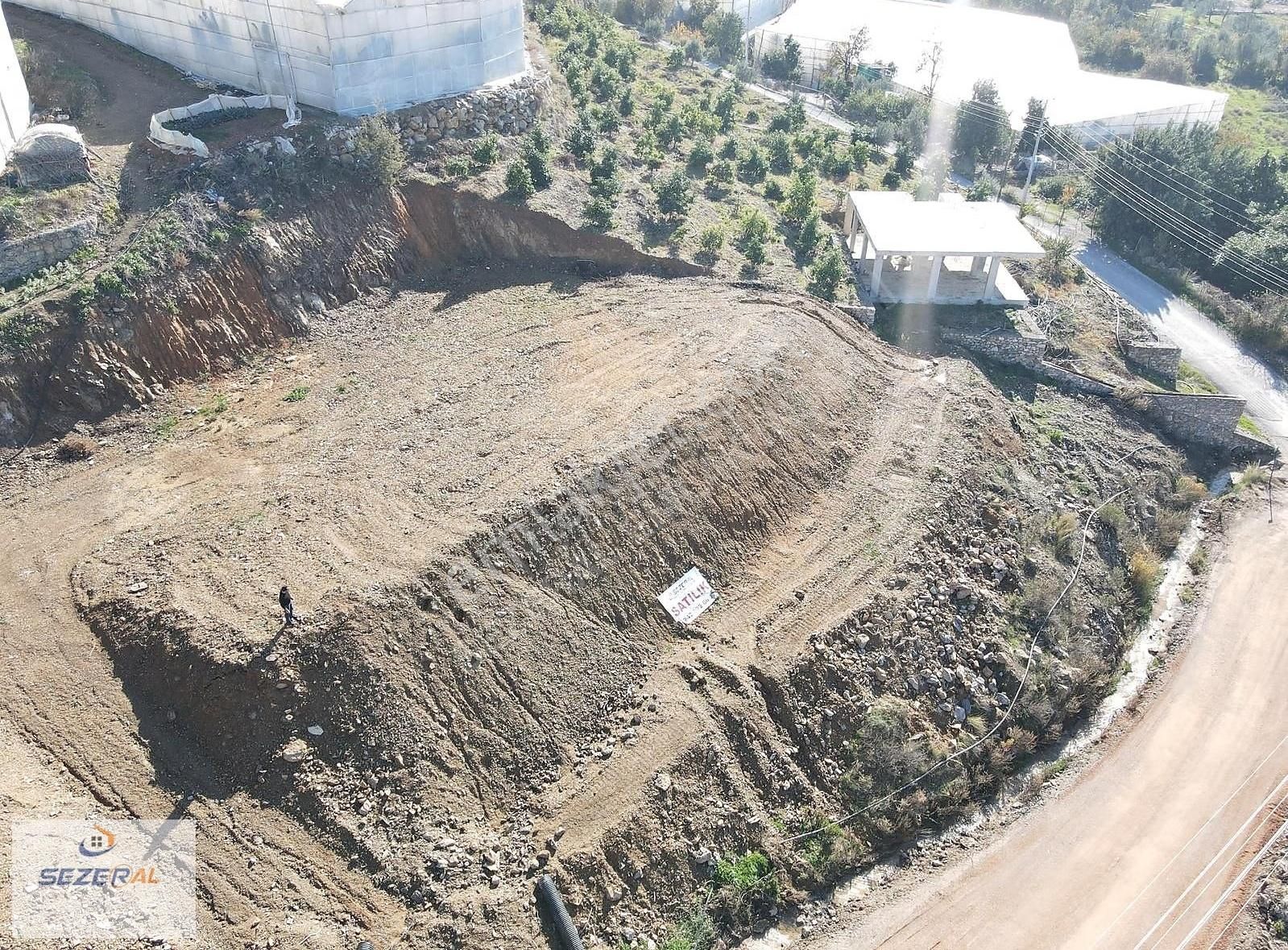 Köy İçi İmarlı Tarla Uzman Broker Sezeral