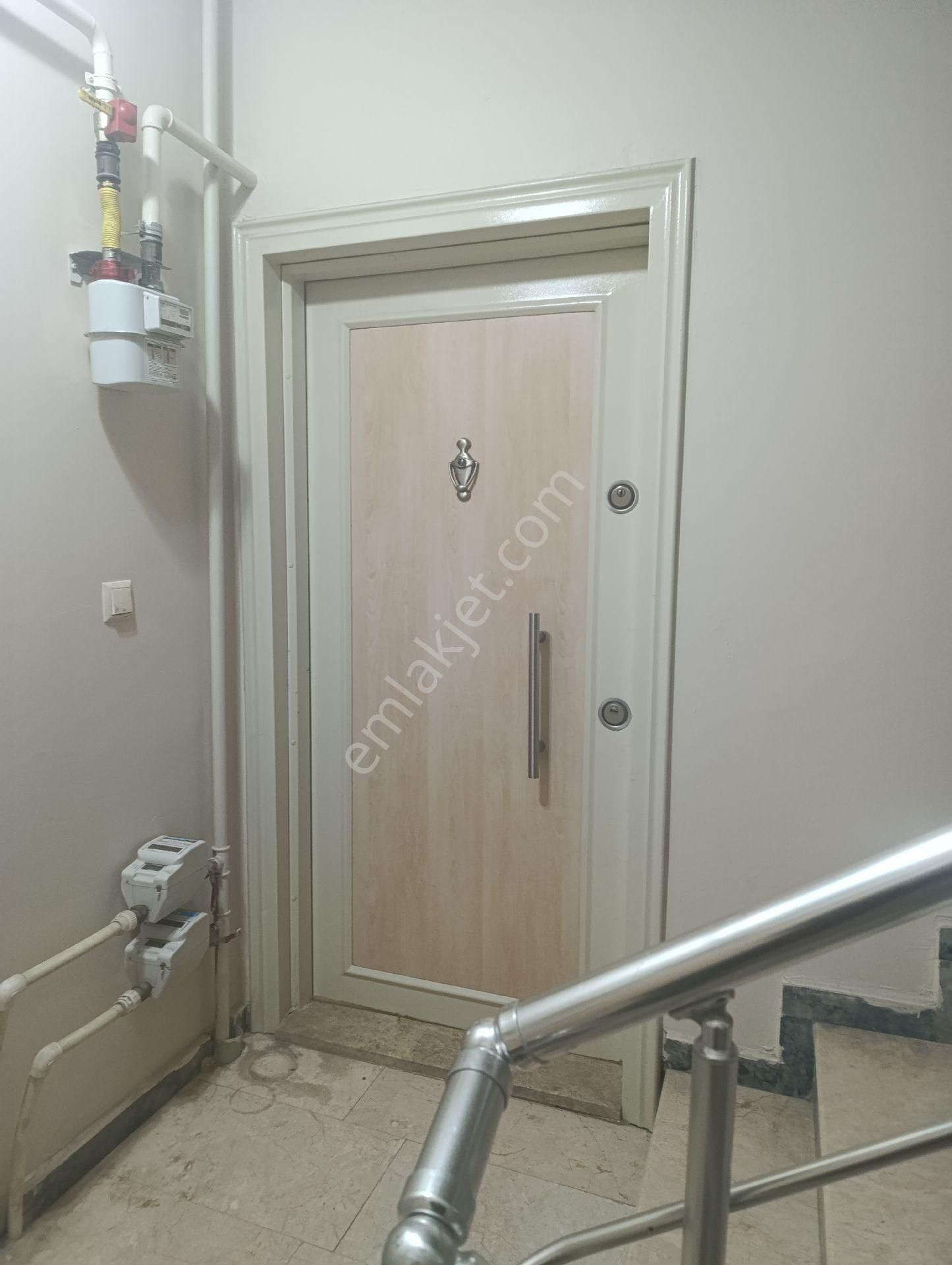 Derman Cd Üstü 1+1 Teraslı Ayrı Mutfaklı Daire Kombili - Görsel 3