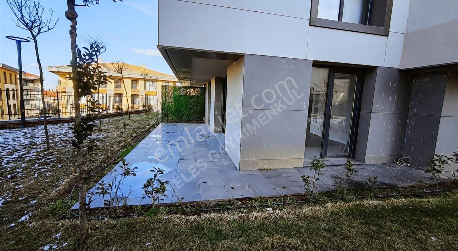 Toki Konutlarında Deniz Manzaralı 2+1 Bahçe Katı - Görsel 35