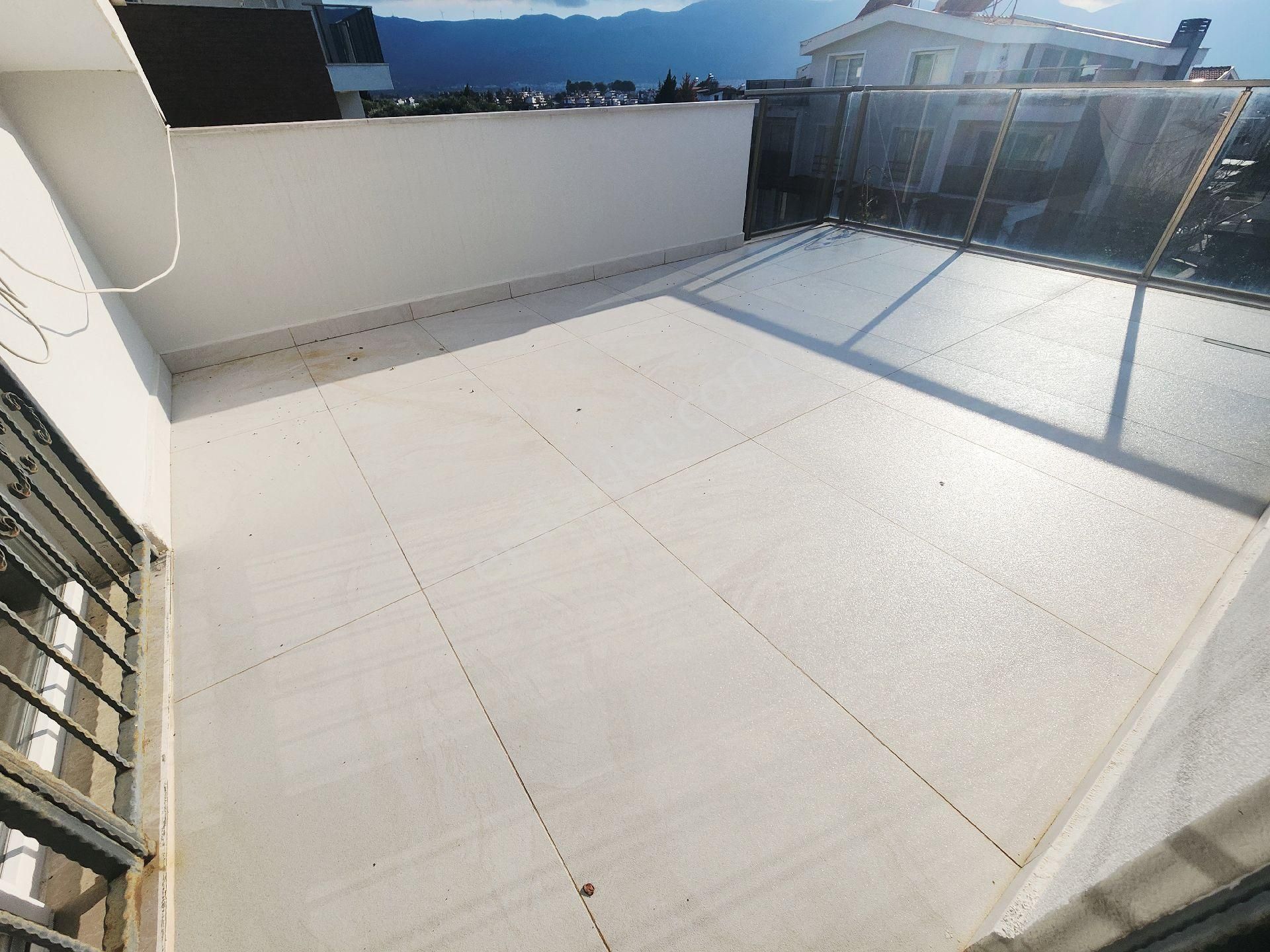 Kuşadası Soğucak Satılık Harika Havuzlu Sitede Villa - Görsel 28