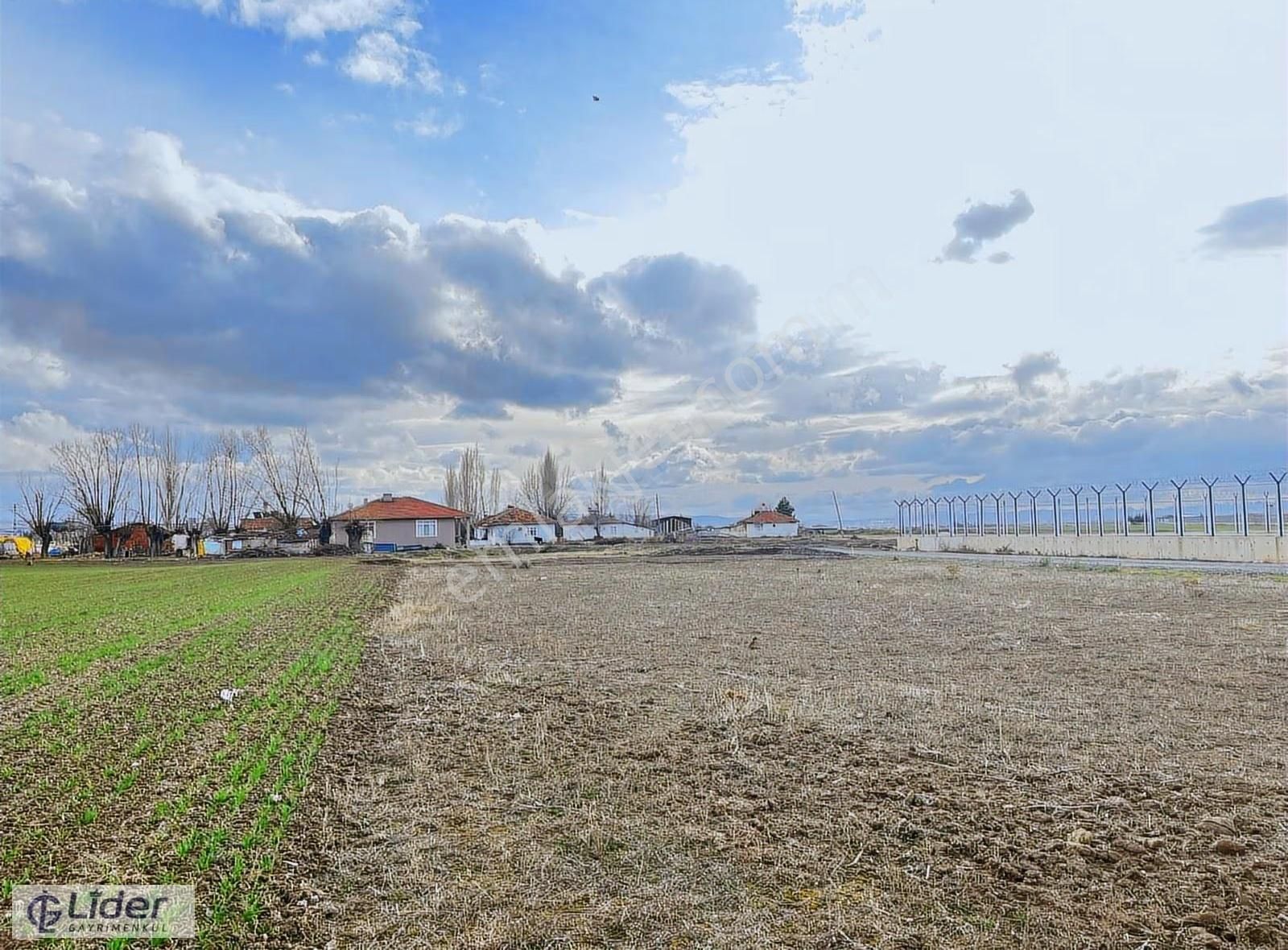 /lider Gayrimenkul'den Büğdüz Mah 291m2 Villa İmarlı Arsa / - Görsel 26