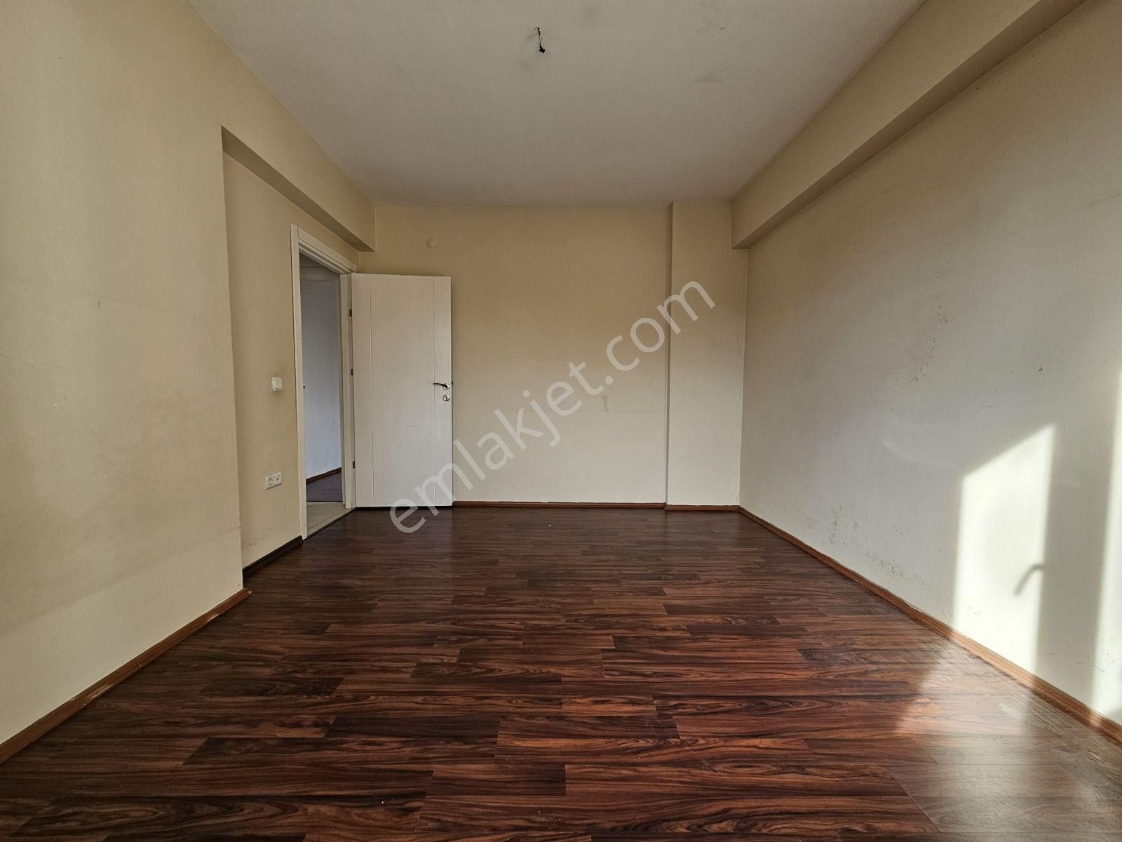 Alper Alkan'dan Elalmış Cad.3 Bina Arakat 3+1 Daire - Görsel 17