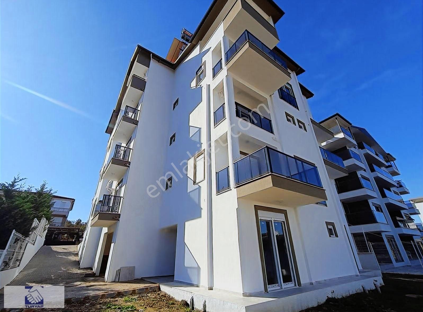 Sarılar Da 2+1 Daire