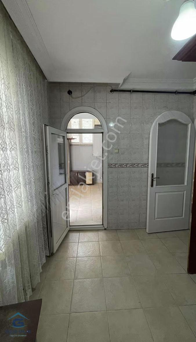 Cumhuriyet Mahallesinde Eski Manisa Yolu Üzerinde Teraslı Daire - Görsel 19