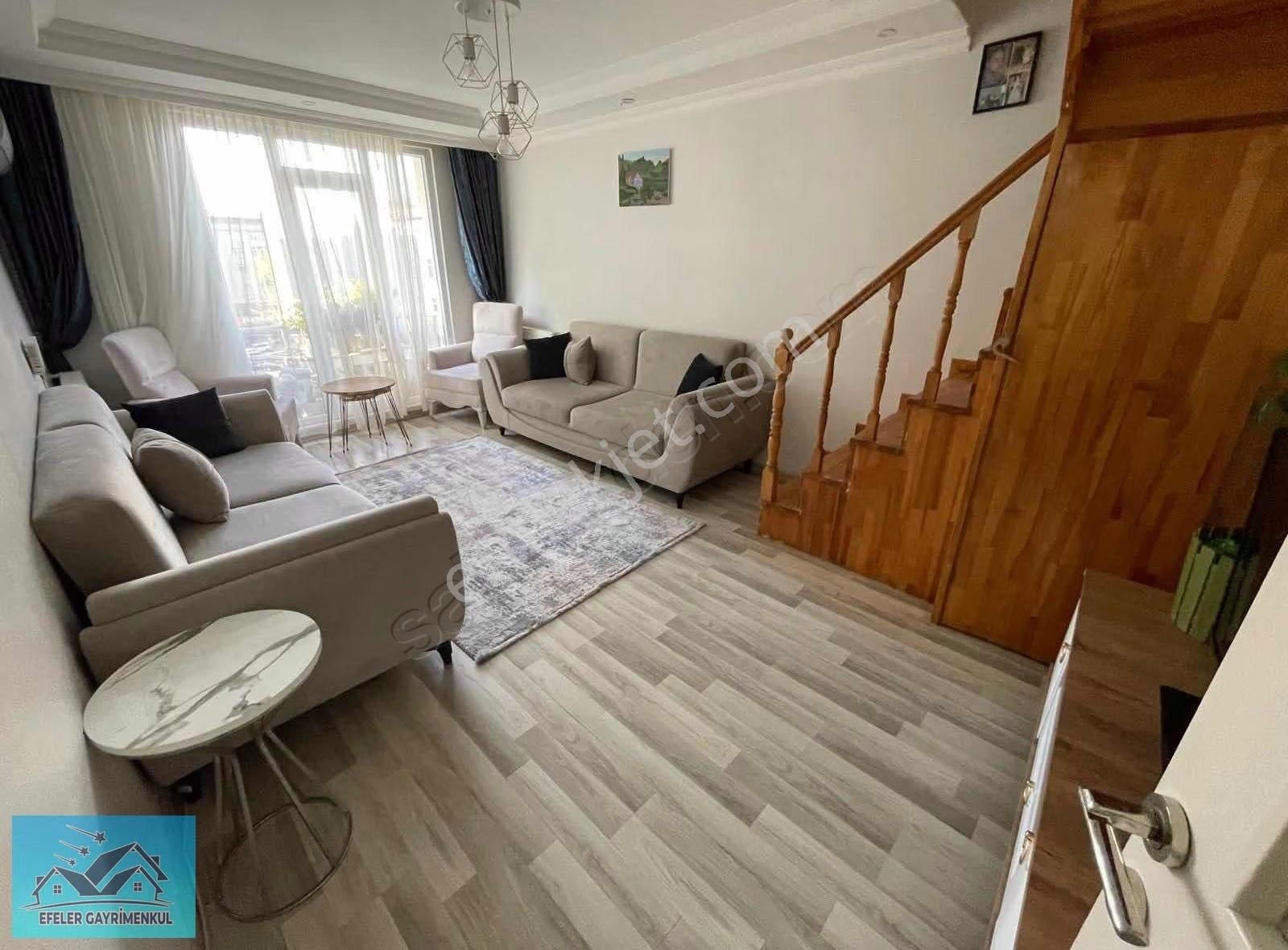 Sultangazi Uğurmumcu Mah Satılık Asansörlü Dubleks 3+2 Balkonlu