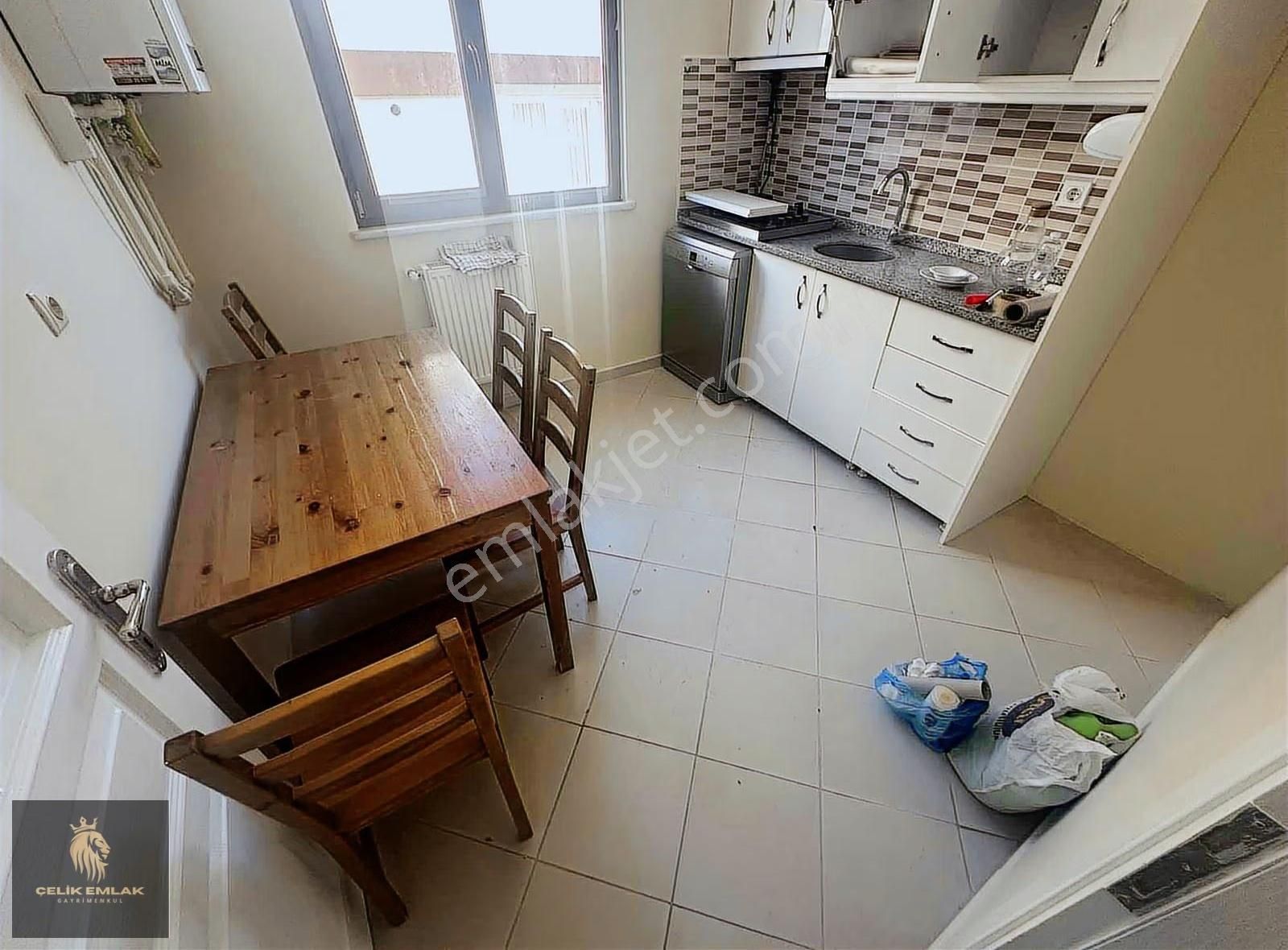 Ataşehir Manzaralı 3+2 Büyük Teraslı Kiralık Dublex Daire - Görsel 6