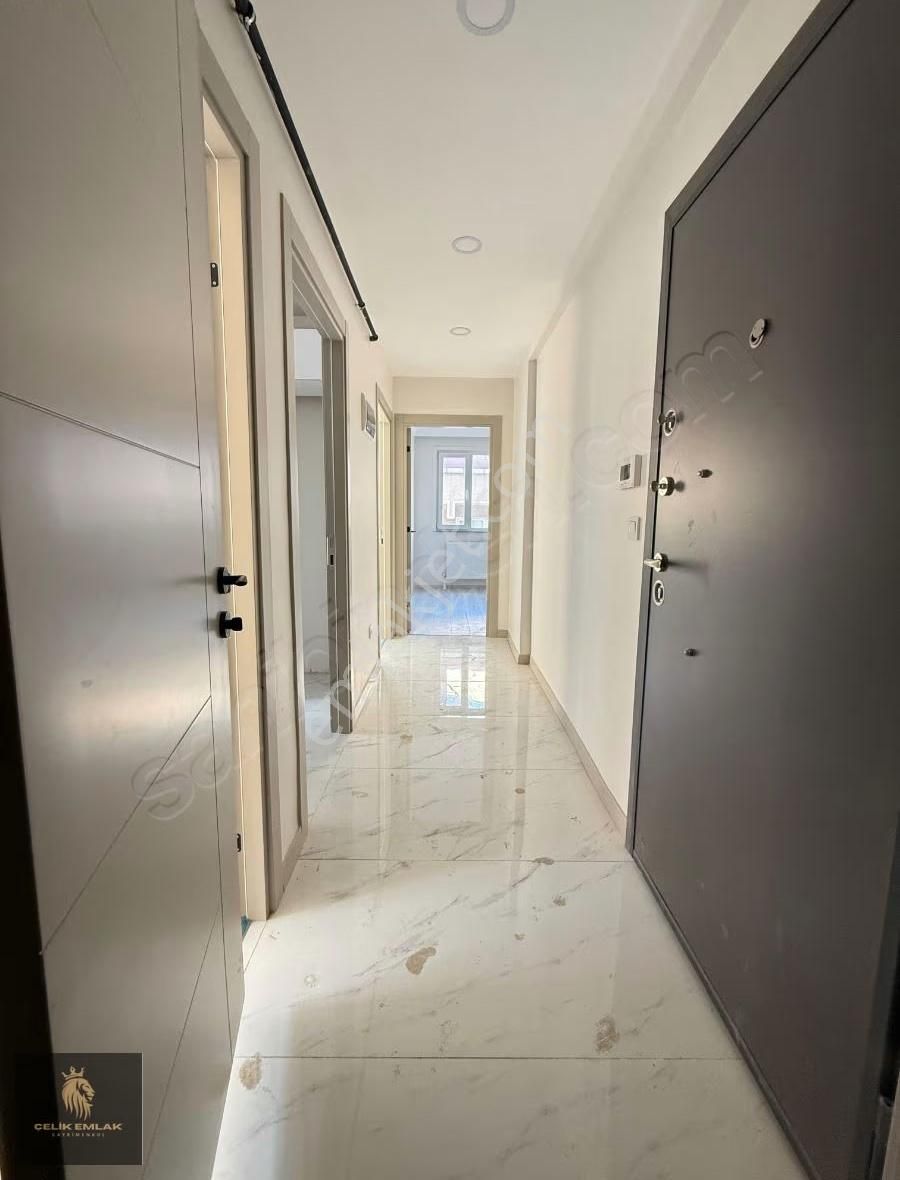 Ümraniye Çarşı İstiklal Sıfır 2+1 İskanlı Metro Yanında - Görsel 14