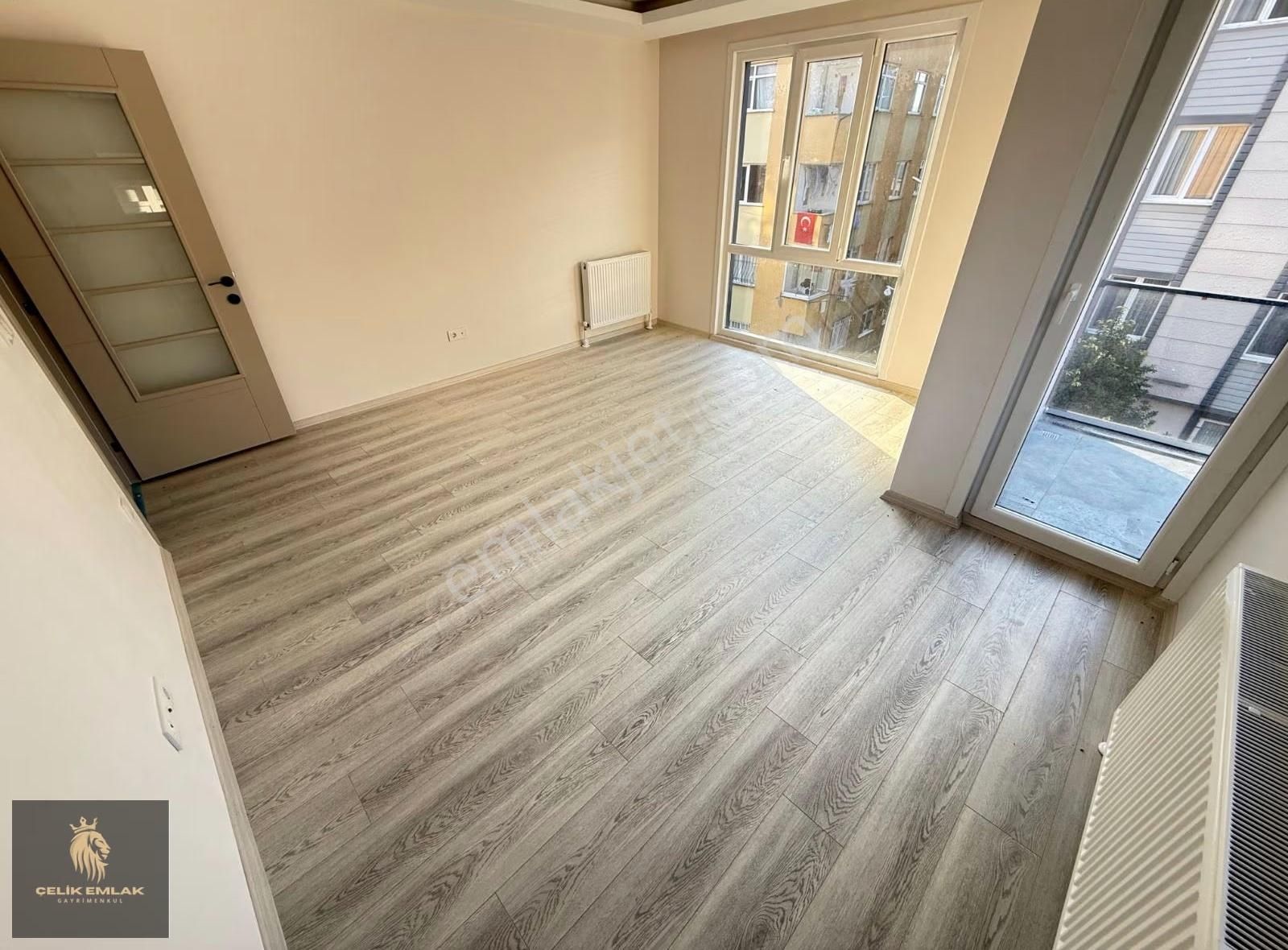 Ümraniye Çarşı İstiklal Sıfır 2+1 İskanlı Metro Yanında - Görsel 10