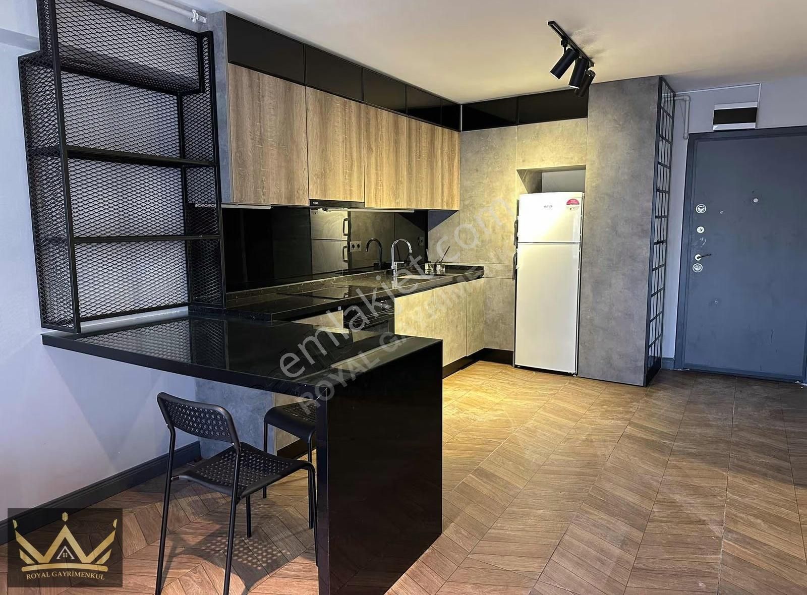 Royal Den Çarşı Merkezinde Ultra Lüks Kiralık 1+1 - Görsel 33