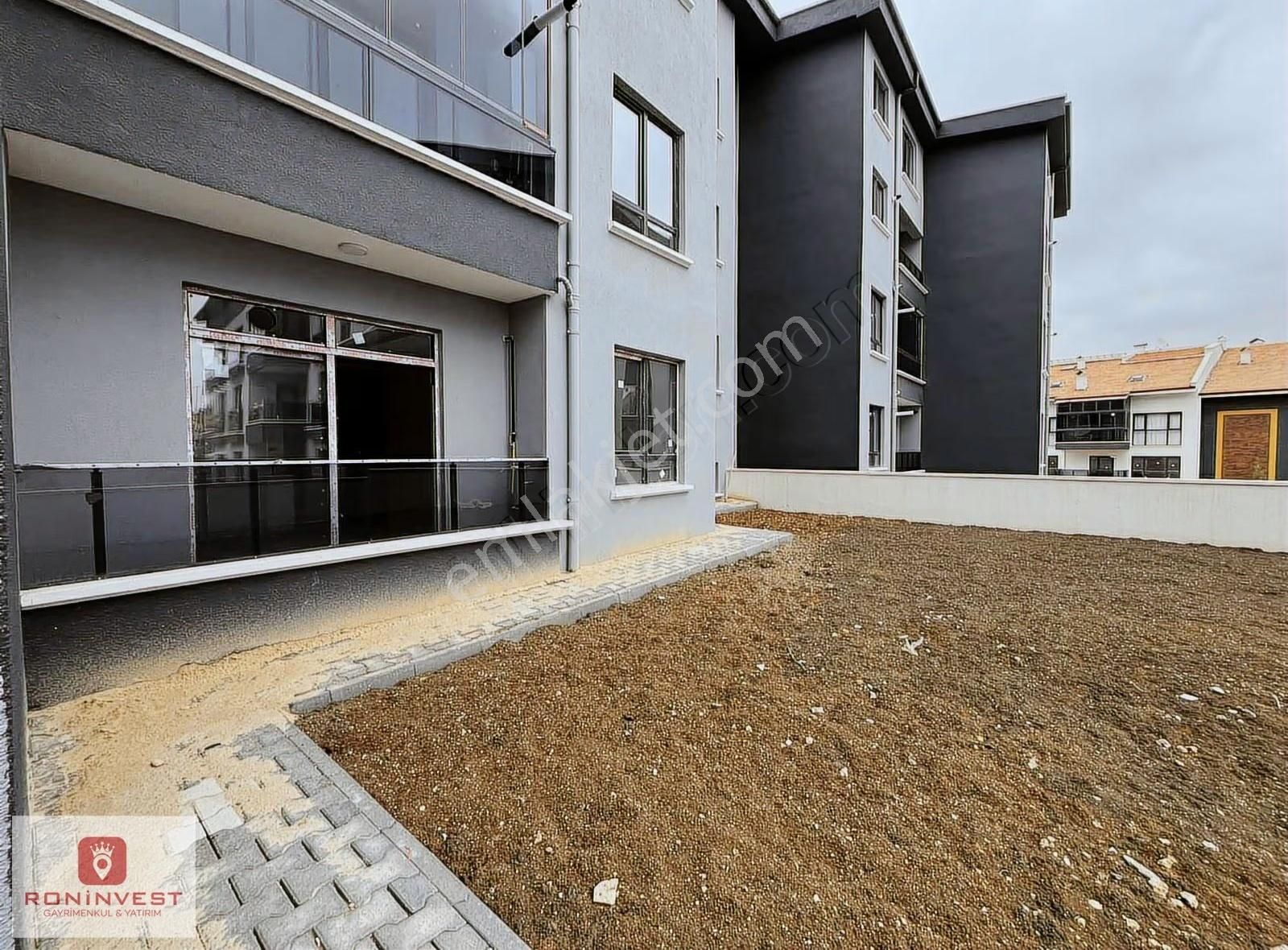 İncek'te Kiralık 1+1 Bahçe Kullanımlı Sıfır Daire - Görsel 15
