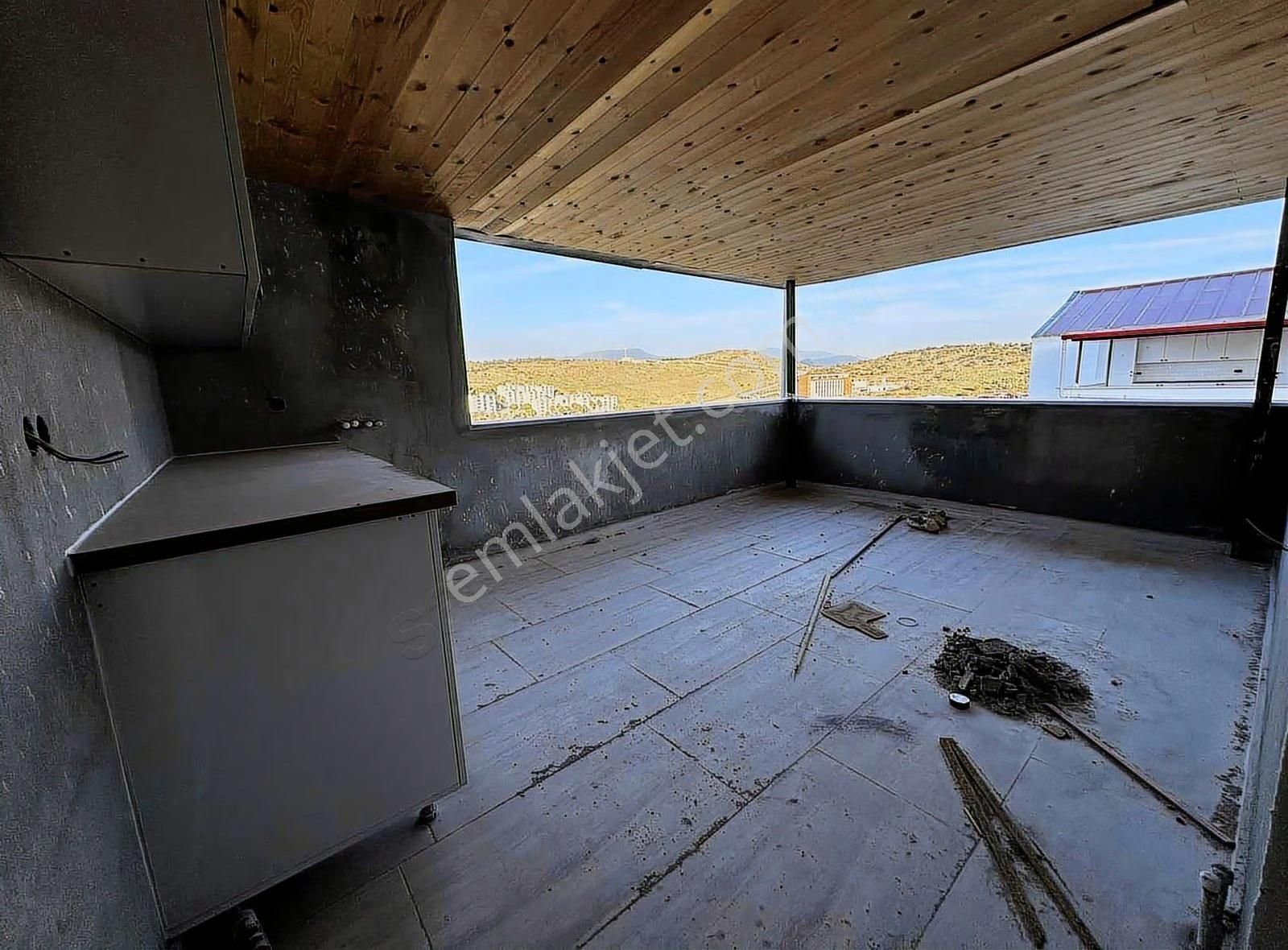 Gazipaşada Havuzlu Deniz Gören Site İçerisinde Manzaralı Dubleks - Görsel 14