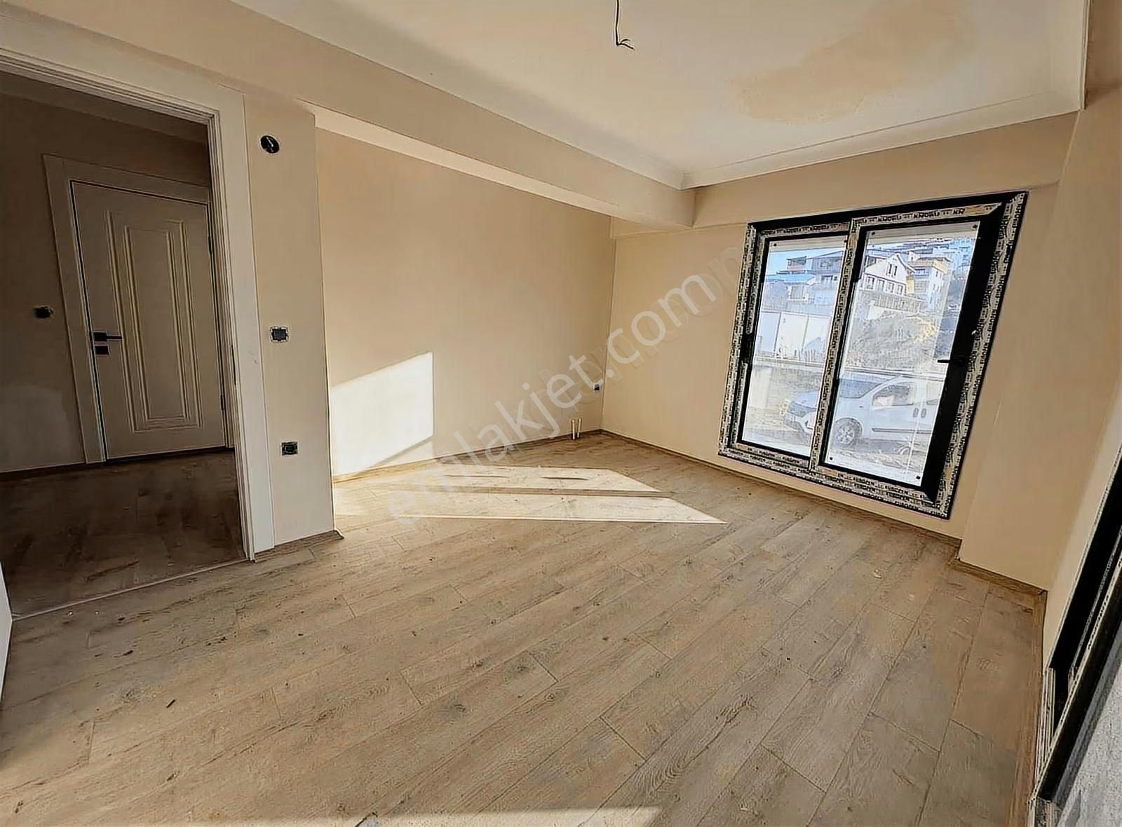 Gazipaşada Havuzlu Deniz Gören Site İçerisinde Manzaralı Dubleks - Görsel 11