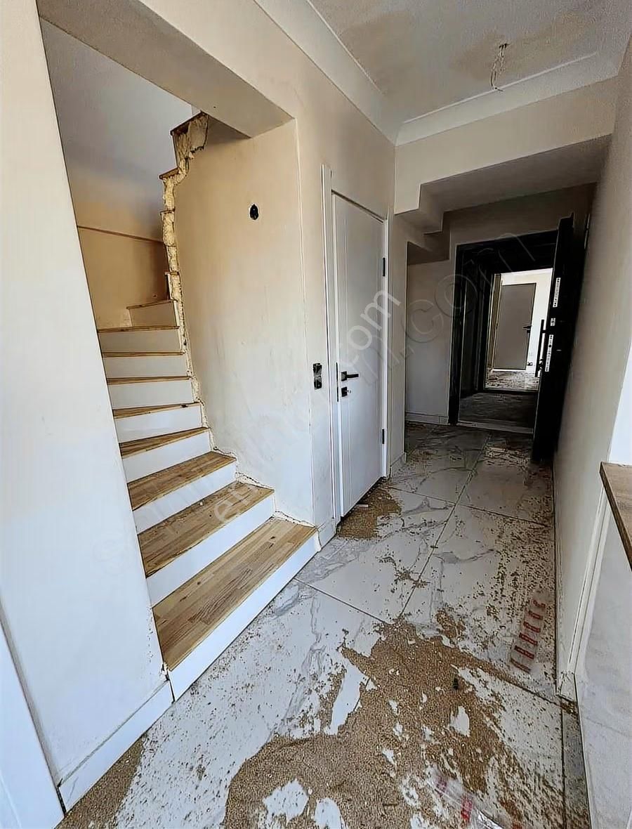 Gazipaşada Havuzlu Deniz Gören Site İçerisinde Manzaralı Dubleks - Görsel 6